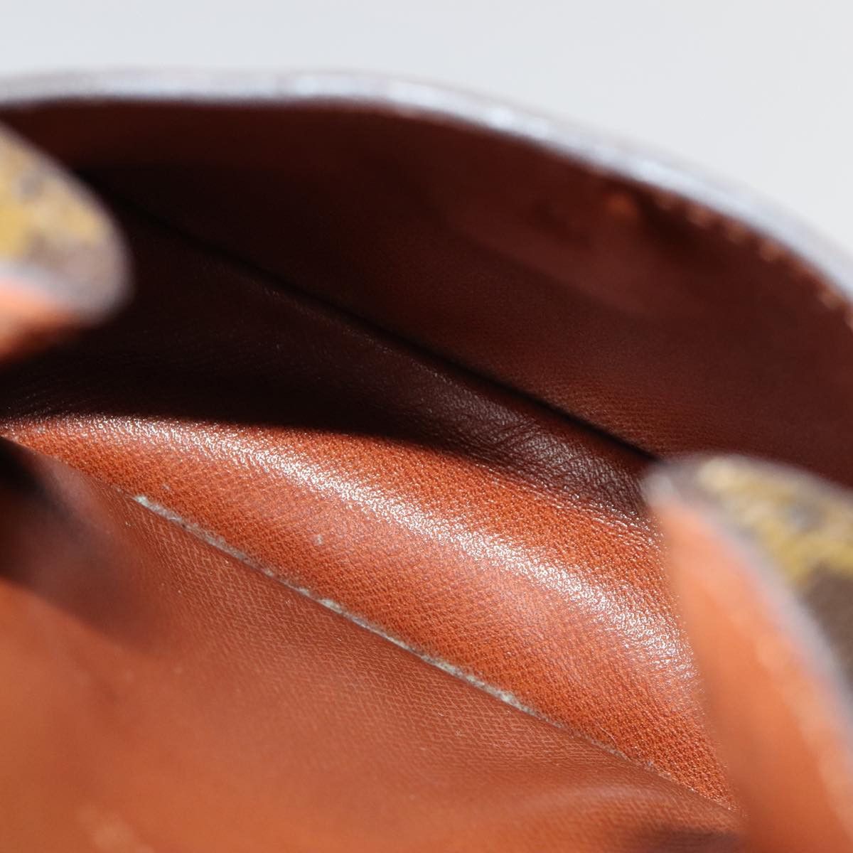 Louis Vuitton Saint Cloud Brown Canvas Shoulder Bag (Pre-Owned) Size ONE SIZE - 20 Thumbnail