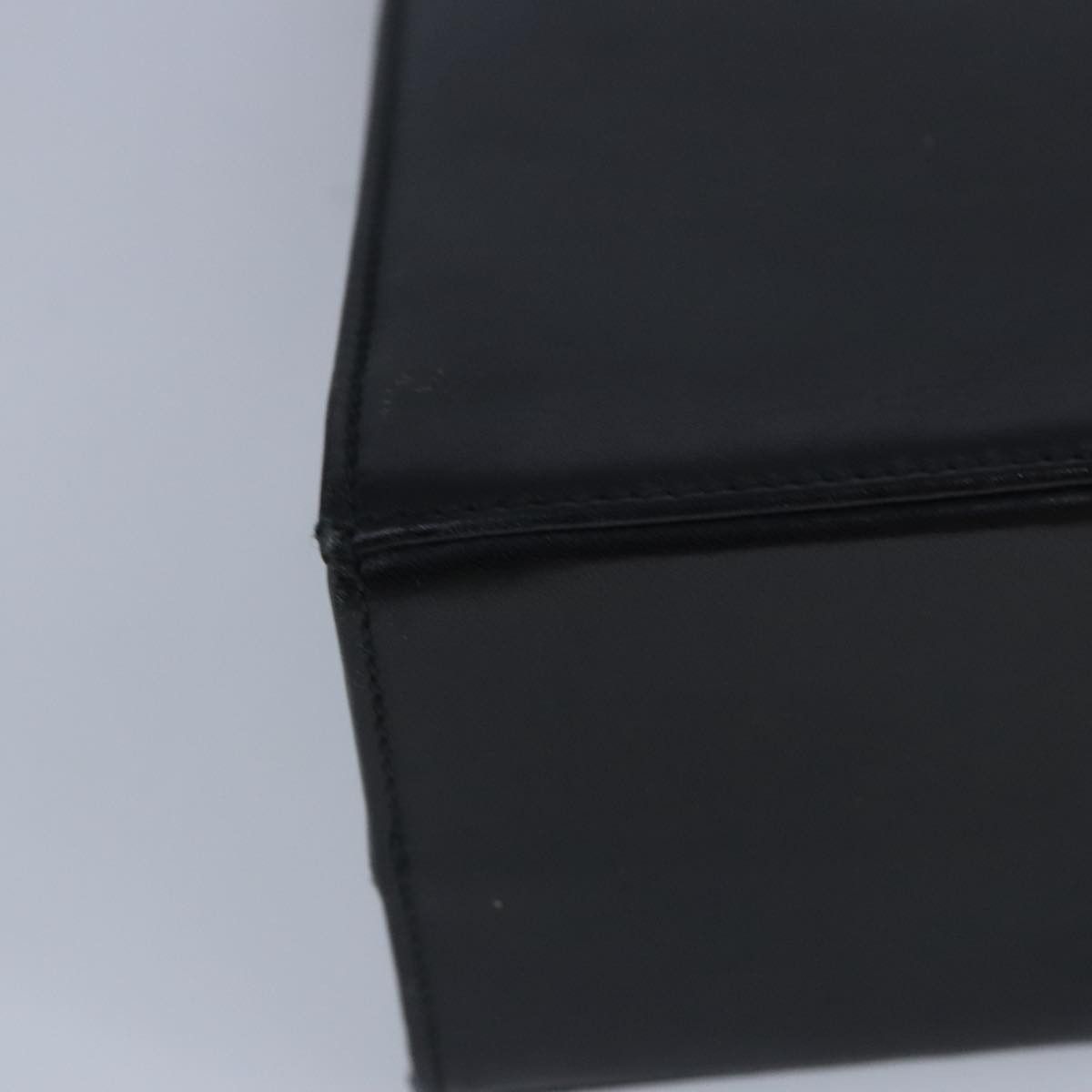 Salvatore Ferragamo Gancini Black Leather Handbag (Pre-Owned) Size ONE SIZE - 12 Thumbnail