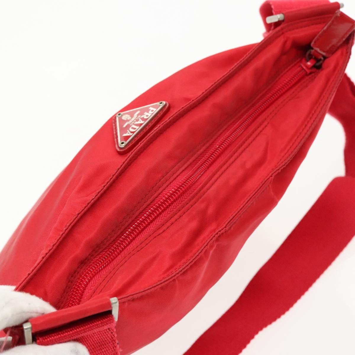 Prada Re-Nylon Red Synthetic Shoulder Bag (Pre-Owned) Size ONE SIZE - 18 Thumbnail