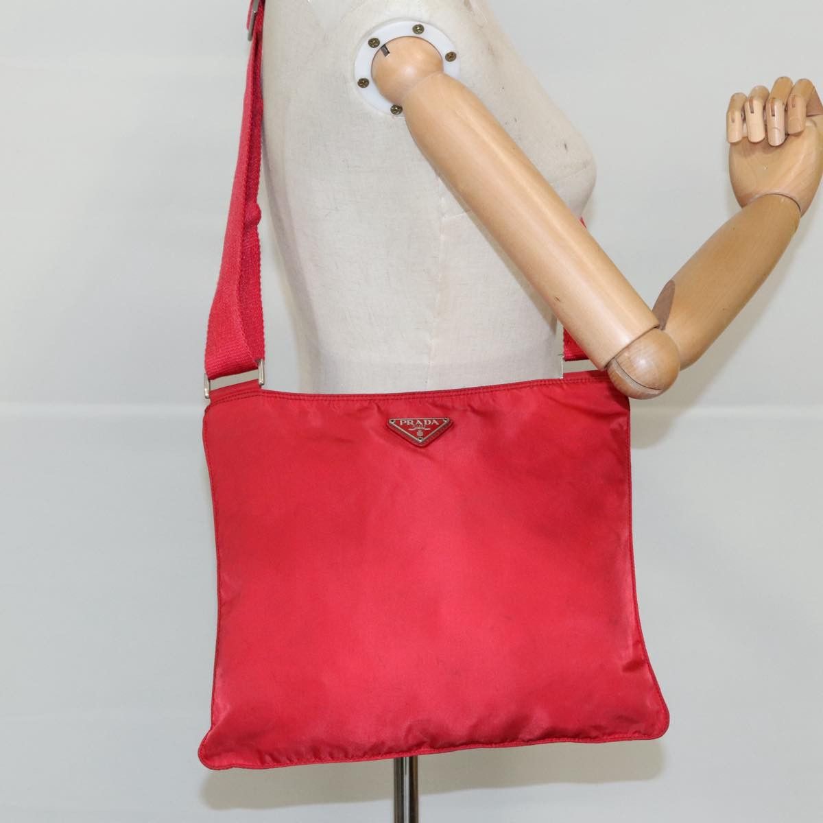 Prada Re-Nylon Red Synthetic Shoulder Bag (Pre-Owned) Size ONE SIZE - 17 Thumbnail