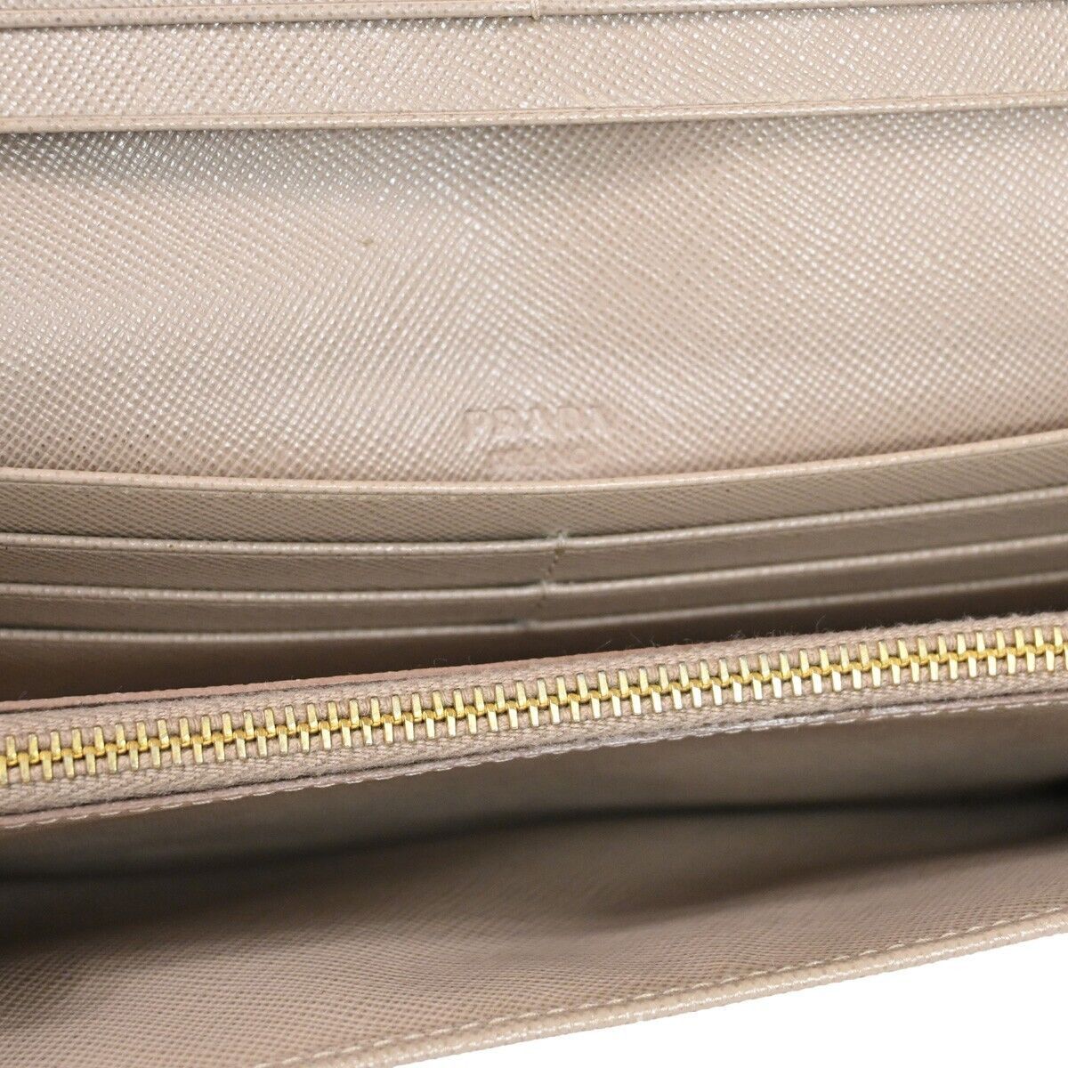 Prada Saffiano Beige Leather Wallet (Pre-Owned) Size ONE SIZE - 16 Thumbnail