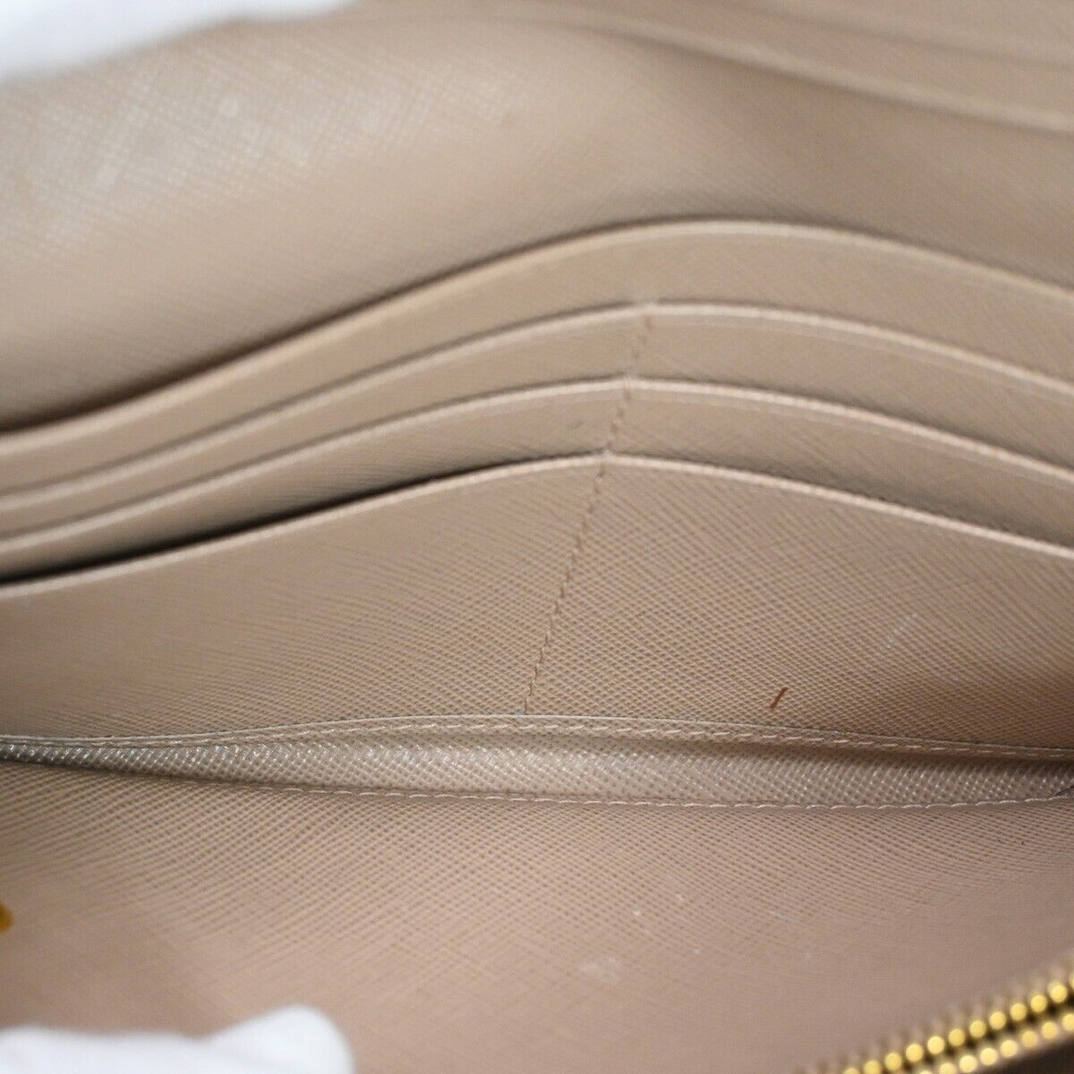 Prada Saffiano Beige Leather Wallet (Pre-Owned) Size ONE SIZE - 8 Thumbnail