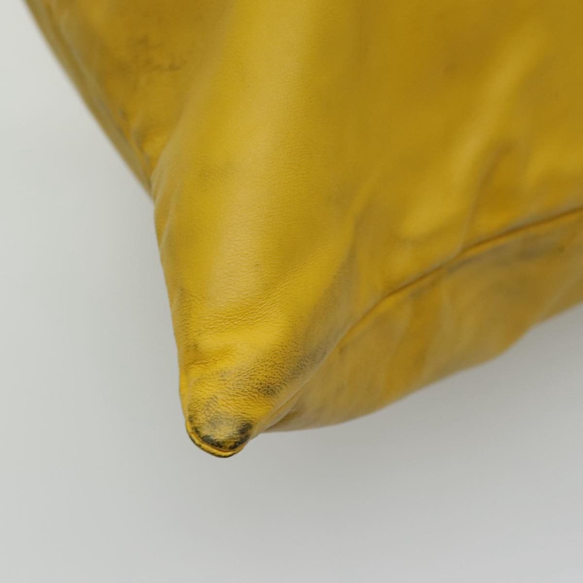 Fendi Drawstring Yellow Leather Shoulder Bag (Pre-Owned) Size ONE SIZE - 6 Thumbnail