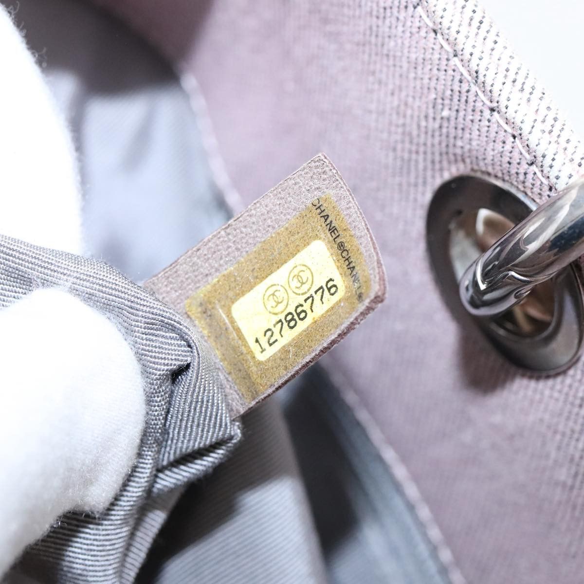 Chanel Pink Canvas Handbag (Pre-Owned) Size ONE SIZE - 16 Thumbnail