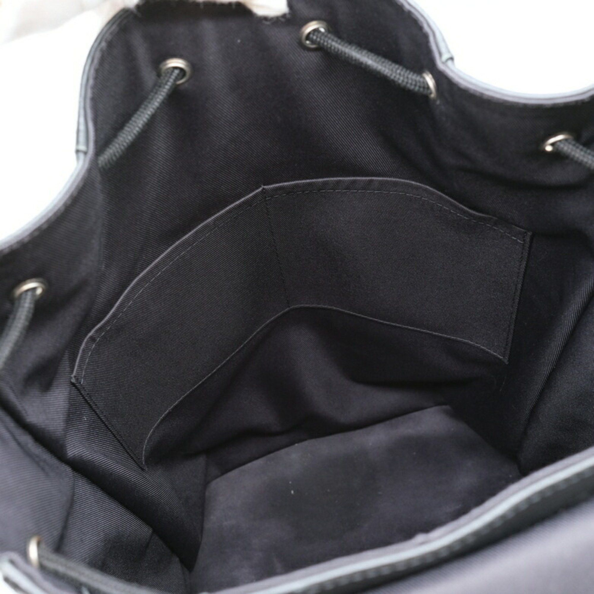 Louis Vuitton Louis Vuitton Christopher PM Epi LV Circle Leather Backpack Black M55138 Size ONE SIZE - 14 Thumbnail