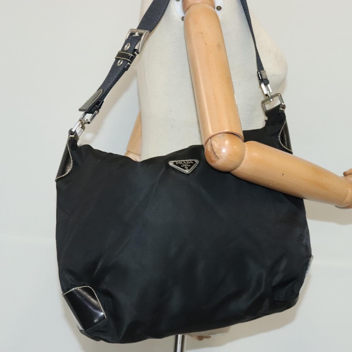 Prada Black Synthetic Shoulder Bag (Pre-Owned) Size ONE SIZE - 11 Thumbnail