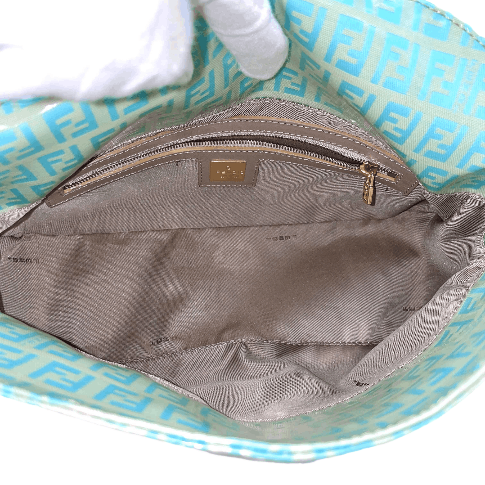 Fendi Fendi Zucchino Round Mouth Mamma Bucket Shoulder Bag Light Blue Ghw Size ONE SIZE - 10 Thumbnail