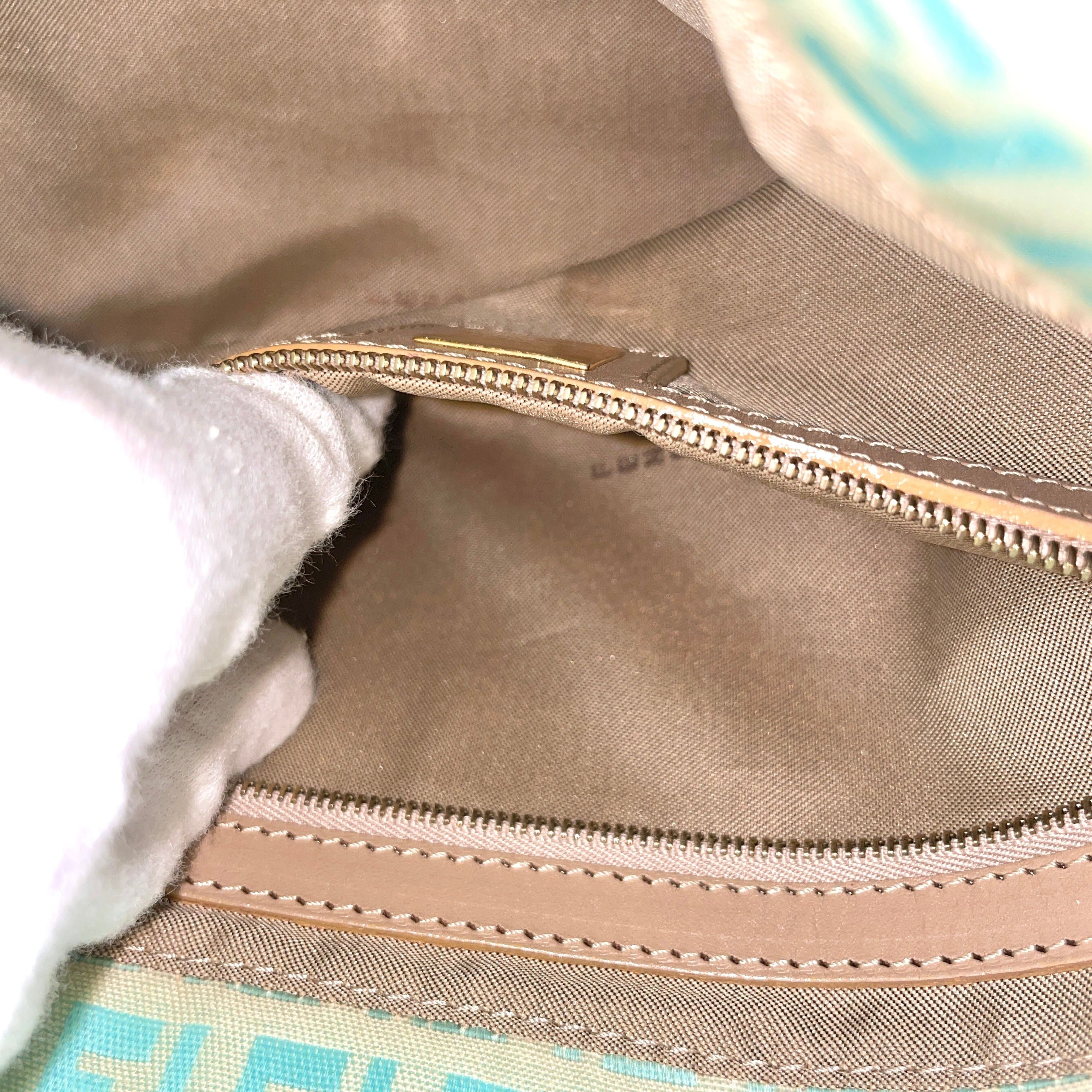Fendi Fendi Zucchino Round Mouth Mamma Bucket Shoulder Bag Light Blue Ghw Size ONE SIZE - 13 Thumbnail