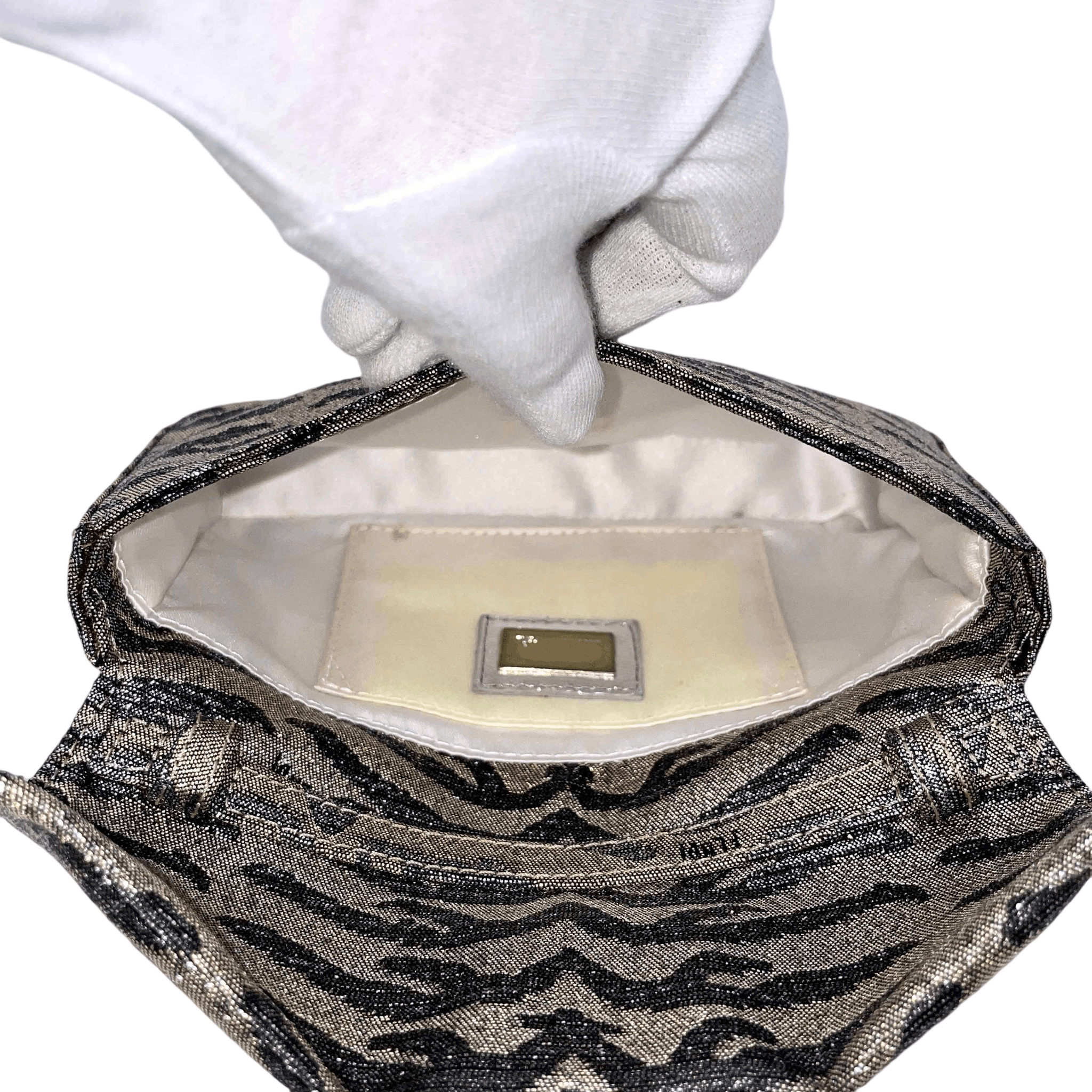 Fendi Fendi Tiger Micro Mamma Bucket Shoulder Bag Gray Size ONE SIZE - 11 Thumbnail