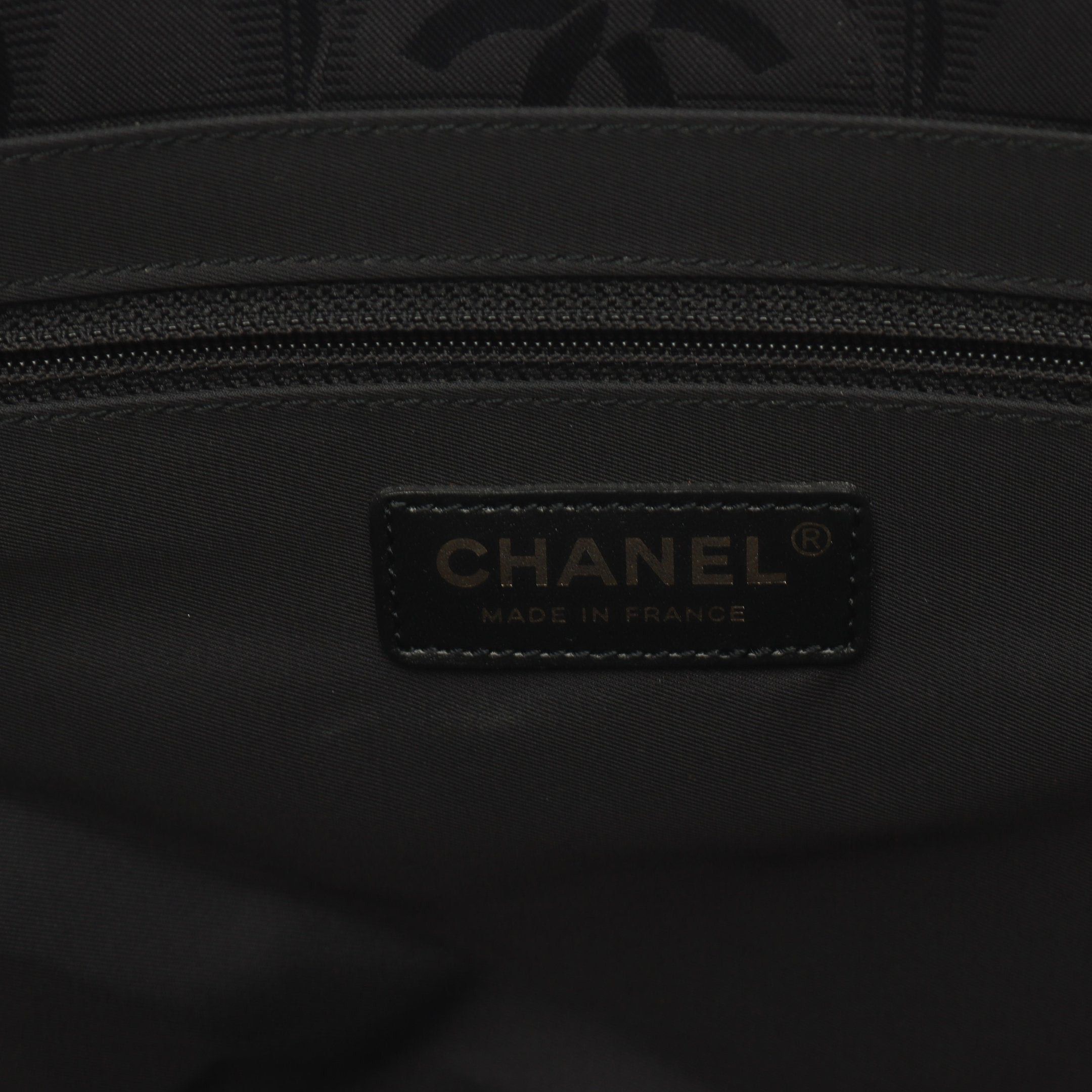 Chanel Chanel New Travel Line Mm Handbag Tote Bag Nylon Leather Black Gold Hardware Size ONE SIZE - 4 Thumbnail