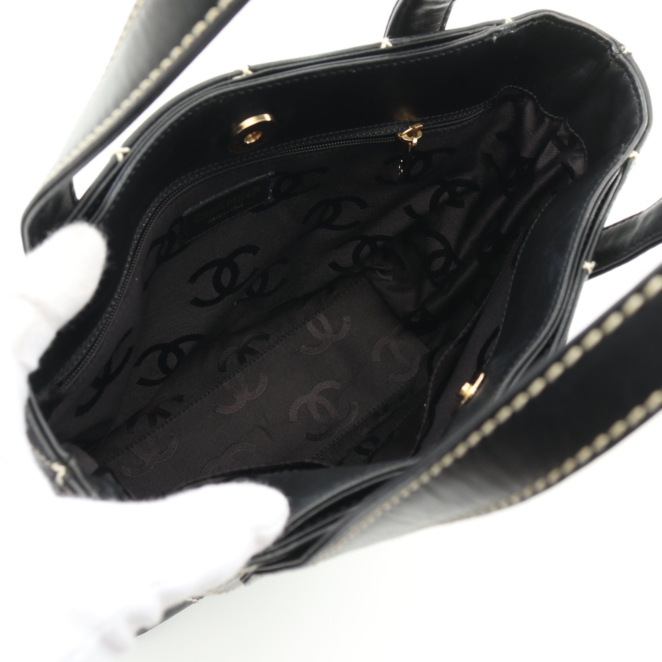 Chanel Chanel Wild Stitch Handbag Tote Bag Leather Black Gold Hardware Size ONE SIZE - 3 Thumbnail