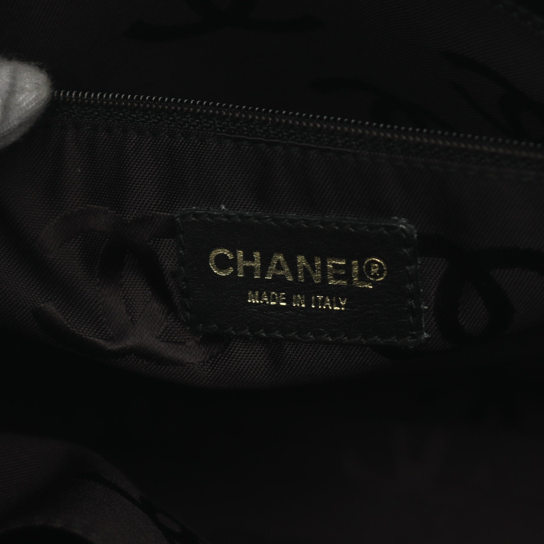 Chanel Chanel Wild Stitch Handbag Tote Bag Leather Black Gold Hardware Size ONE SIZE - 4 Thumbnail