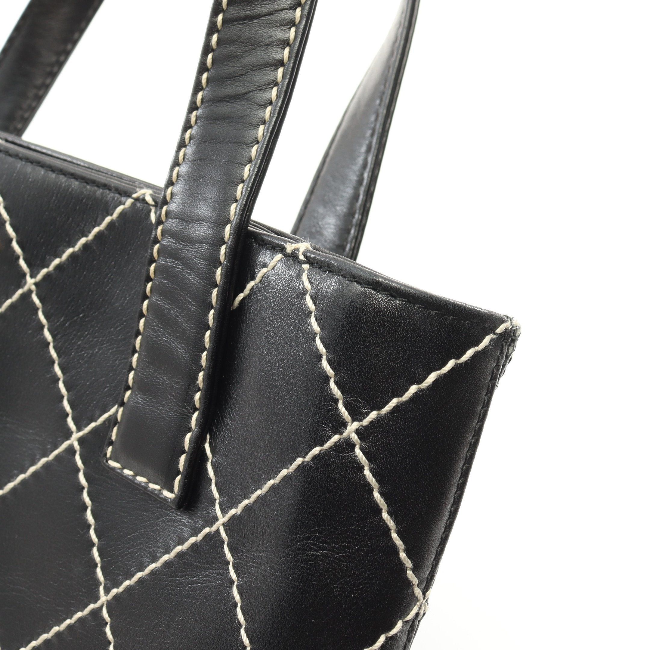 Chanel Chanel Wild Stitch Handbag Tote Bag Leather Black Gold Hardware Size ONE SIZE - 9 Thumbnail