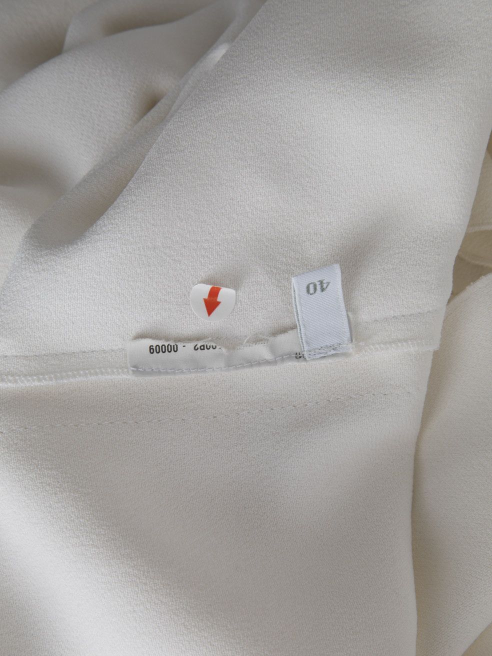 Miu Miu White Sleeveless Bow Detail Blouse Size S / US 4 / IT 40 - 9 Thumbnail