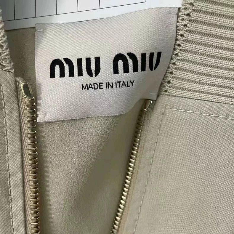 Miu Miu Miumiu Khaki Panama tunic jacket Size US L / EU 52-54 / 3 - 3 Thumbnail