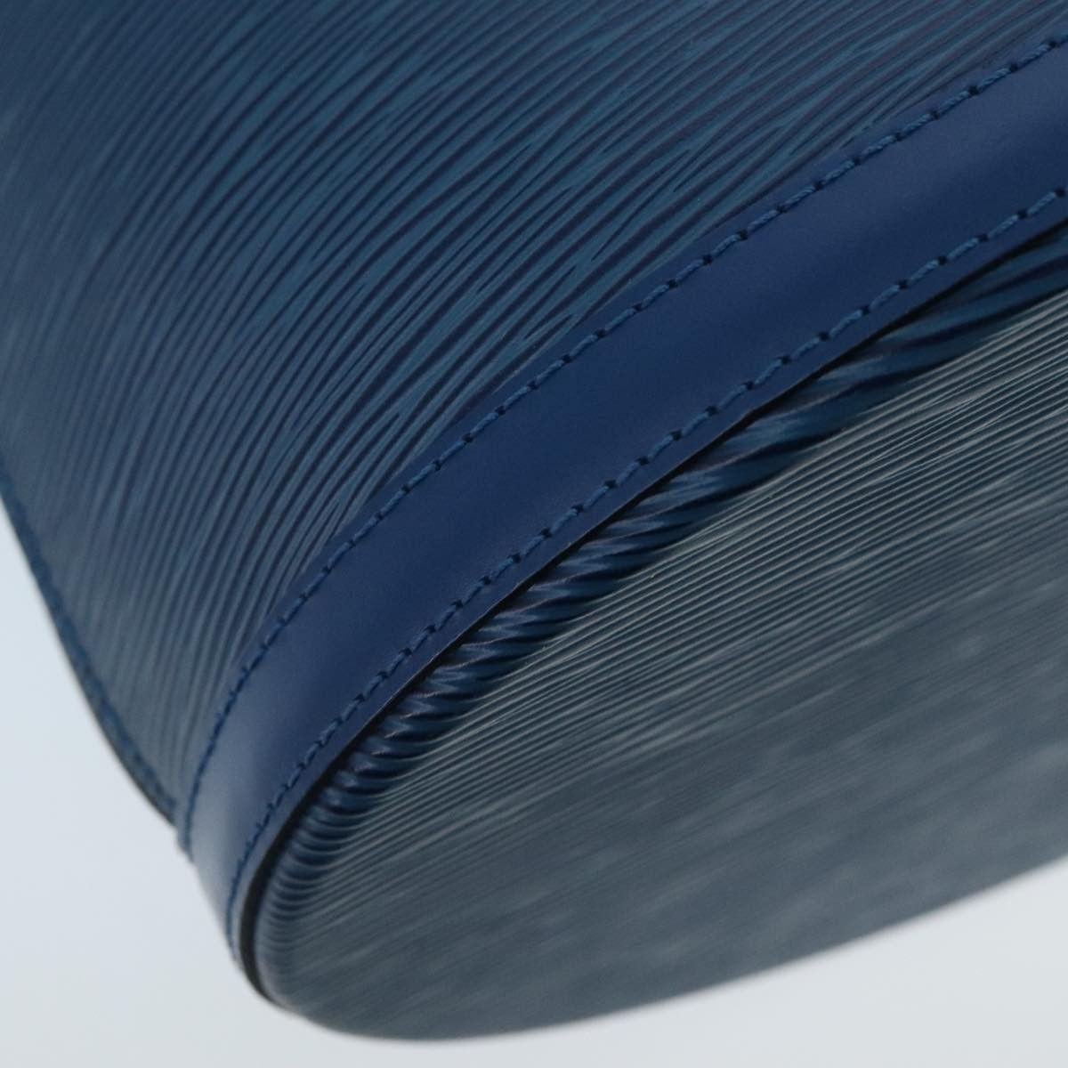 Louis Vuitton Cluny Blue Leather Shoulder Bag (Pre-Owned) Size ONE SIZE - 14 Thumbnail