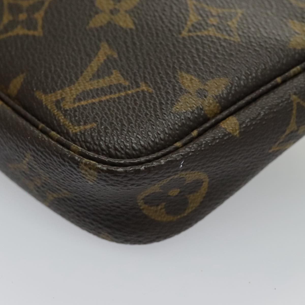 Louis Vuitton Pochette Accessoire Brown Canvas Clutch Bag (Pre-Owned) Size ONE SIZE - 13 Thumbnail