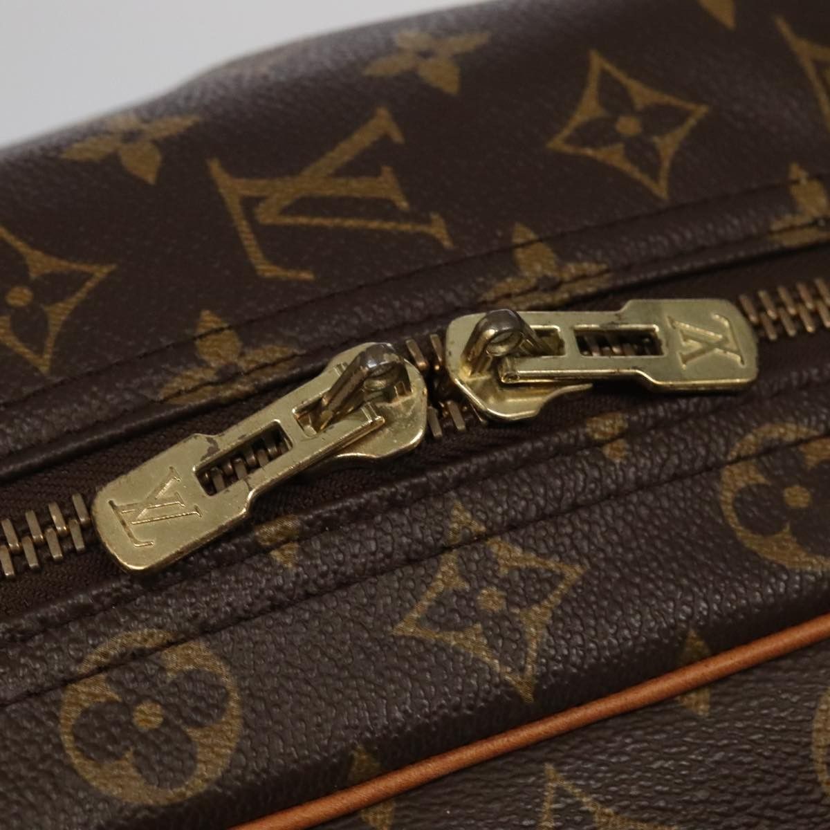 Louis Vuitton Sirius Brown Canvas Travel Bag (Pre-Owned) Size ONE SIZE - 16 Thumbnail
