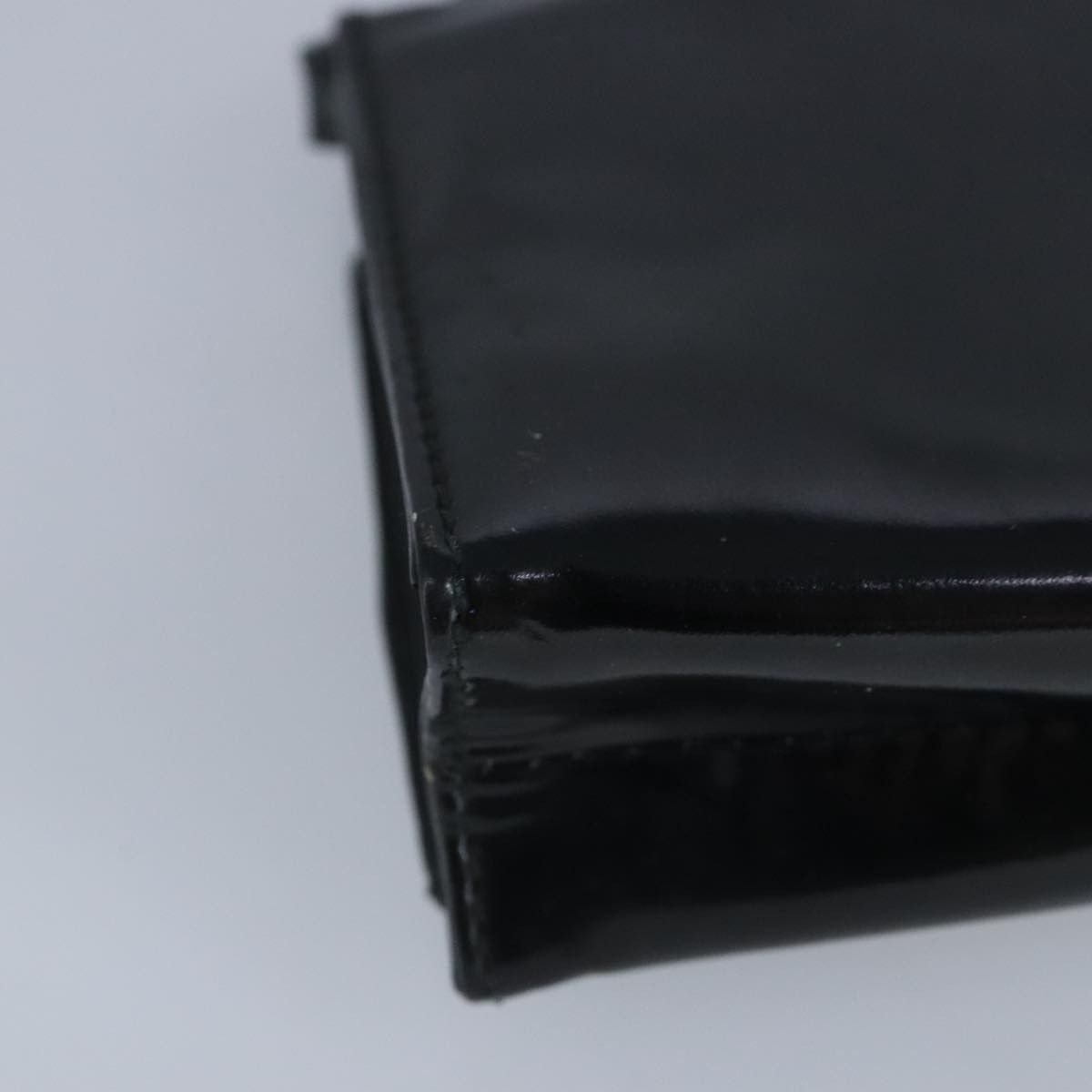 Salvatore Ferragamo Vara Black Patent Leather Shoulder Bag (Pre-Owned) Size ONE SIZE - 12 Thumbnail