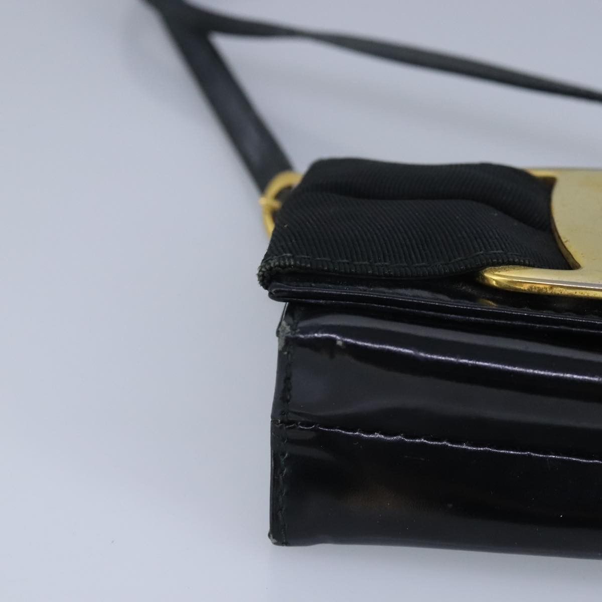 Salvatore Ferragamo Vara Black Patent Leather Shoulder Bag (Pre-Owned) Size ONE SIZE - 10 Thumbnail