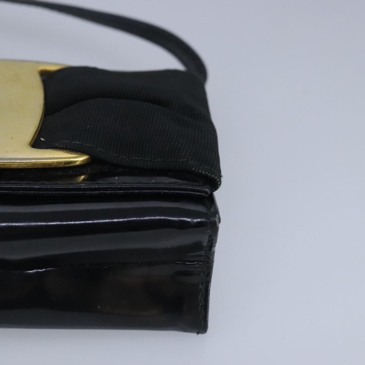 Salvatore Ferragamo Vara Black Patent Leather Shoulder Bag (Pre-Owned) Size ONE SIZE - 11 Thumbnail