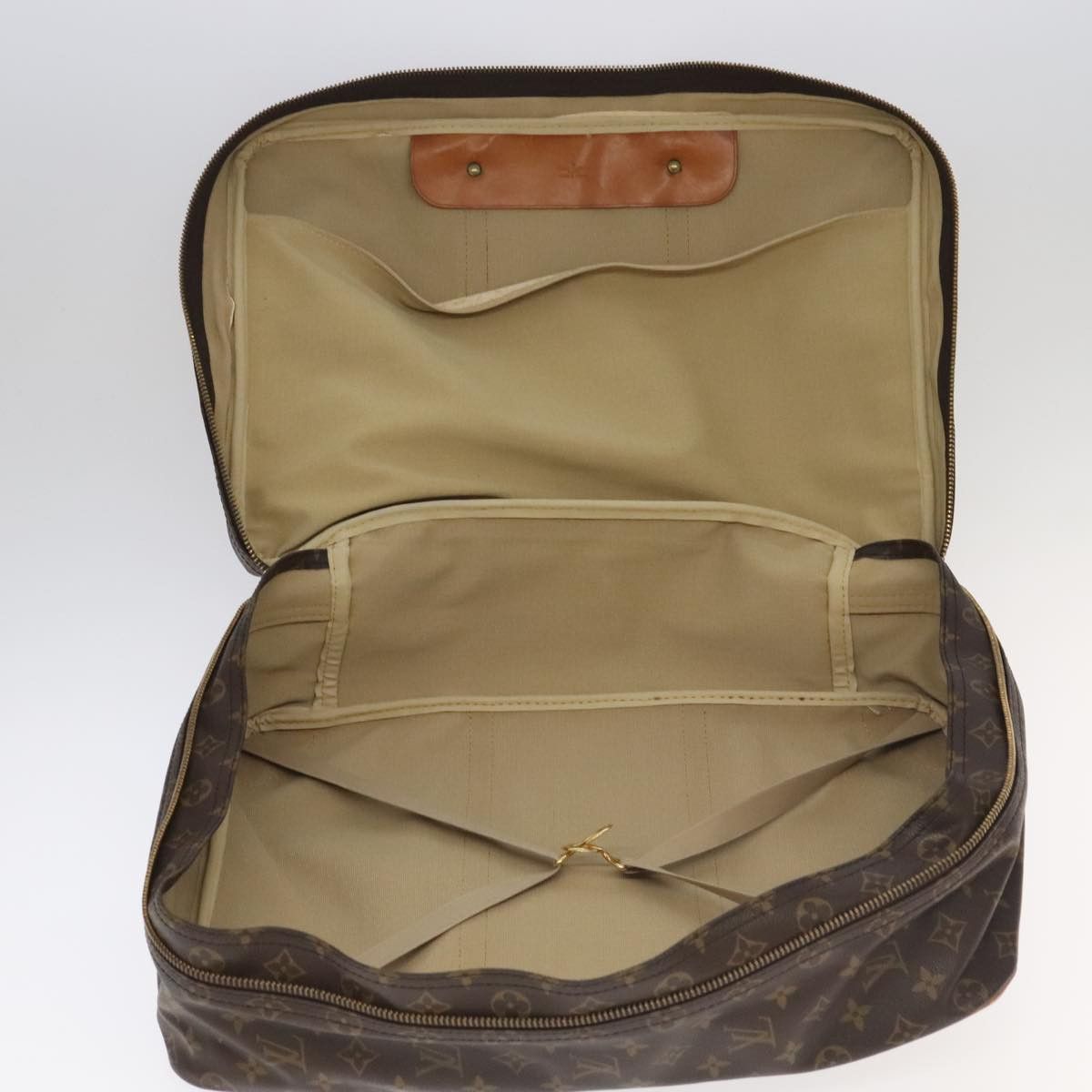 Louis Vuitton Sirius Brown Canvas Travel Bag (Pre-Owned) Size ONE SIZE - 17 Thumbnail