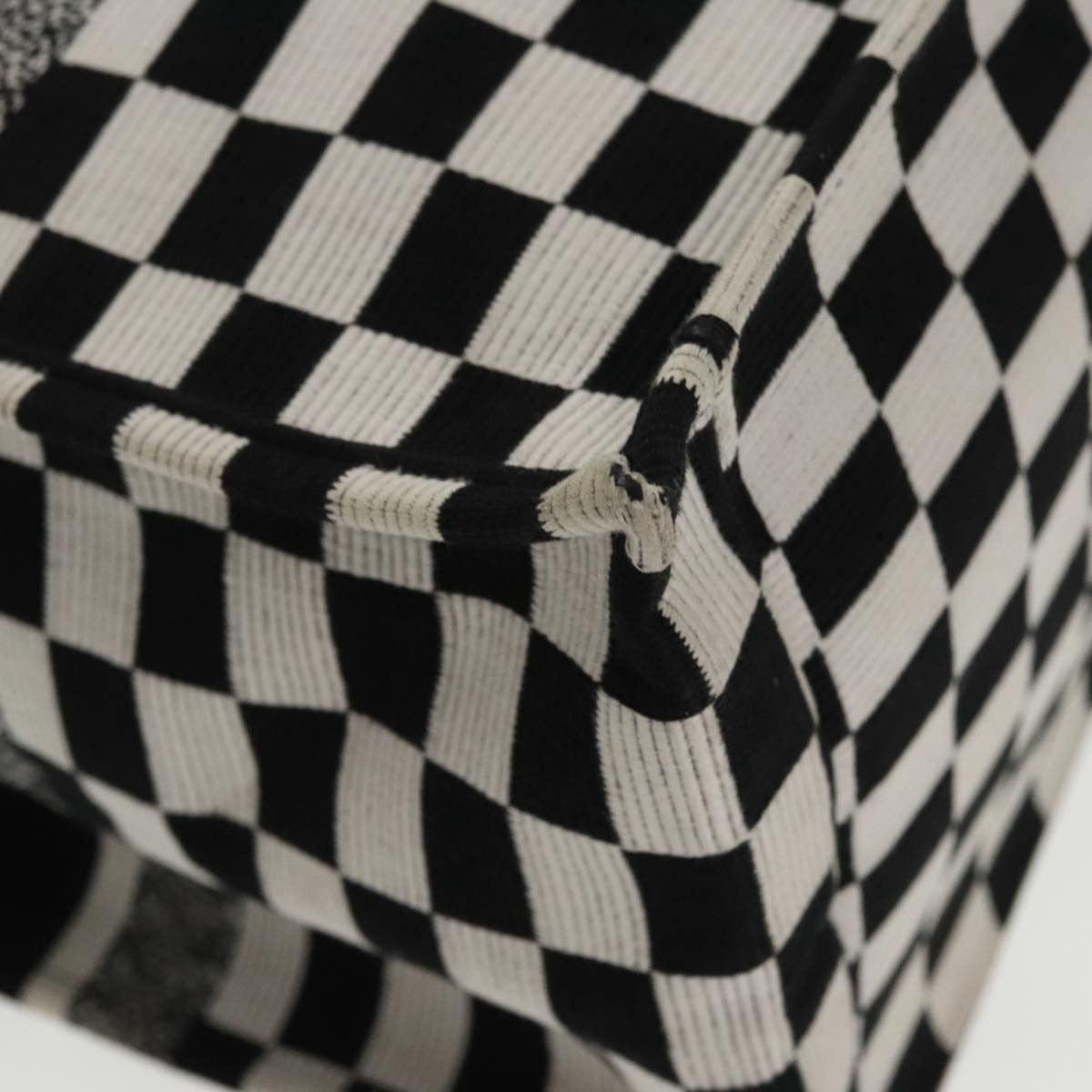 Dior Book Tote White Canvas Tote Bag (Pre-Owned) Size ONE SIZE - 12 Thumbnail