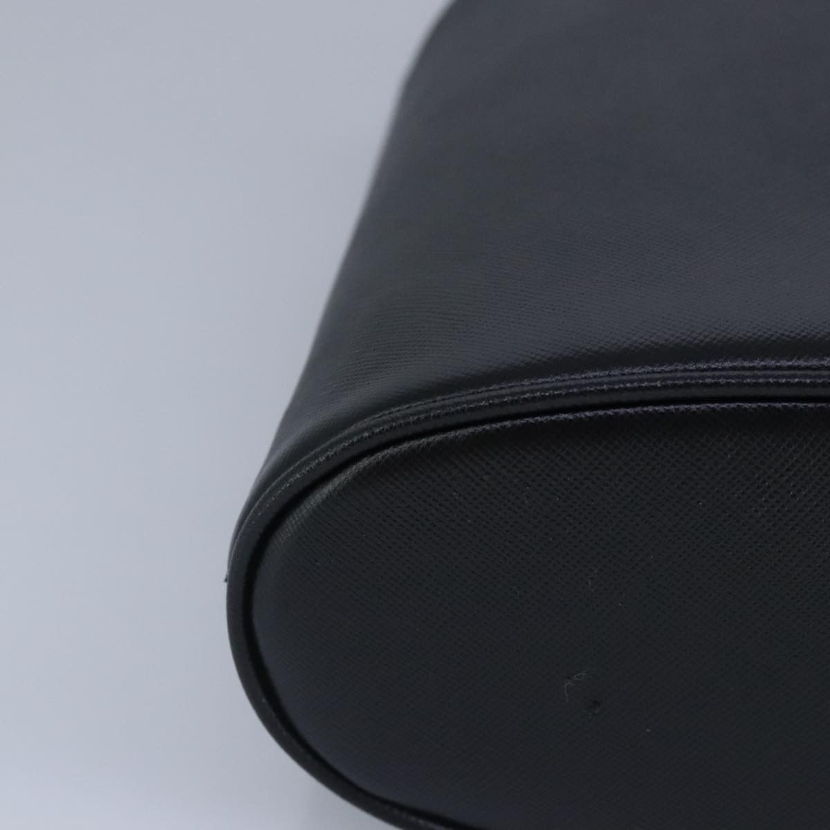 Salvatore Ferragamo Gancini Black Leather Handbag (Pre-Owned) Size ONE SIZE - 10 Thumbnail