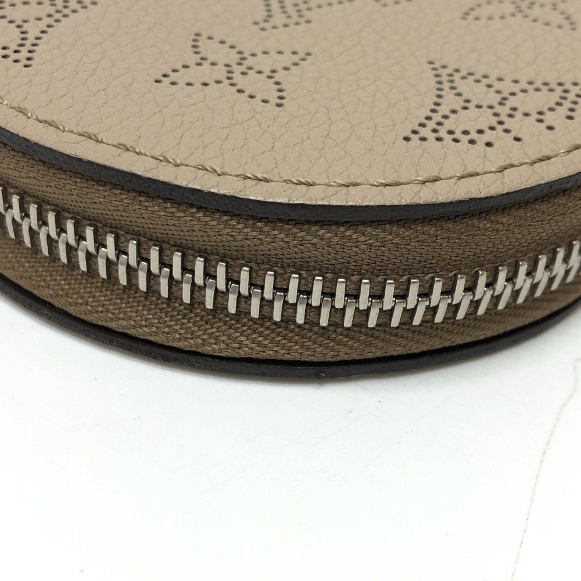 Louis Vuitton Louis Vuitton Bella shoulder Size ONE SIZE - 13 Thumbnail