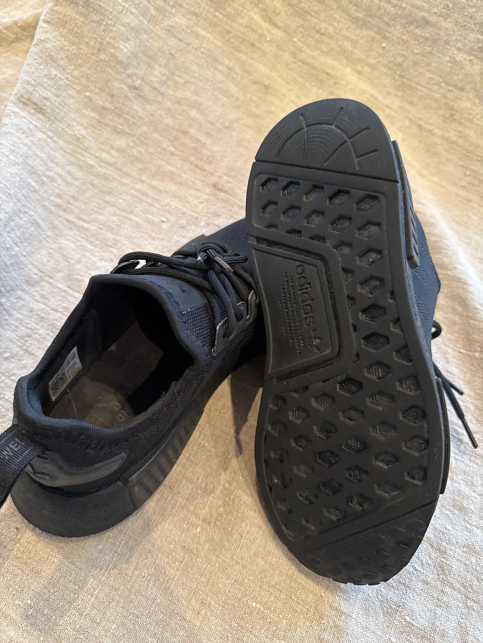 Adidas Adidas NMD_R1 Sneakers Size US 7 / IT 37 - 5 Thumbnail
