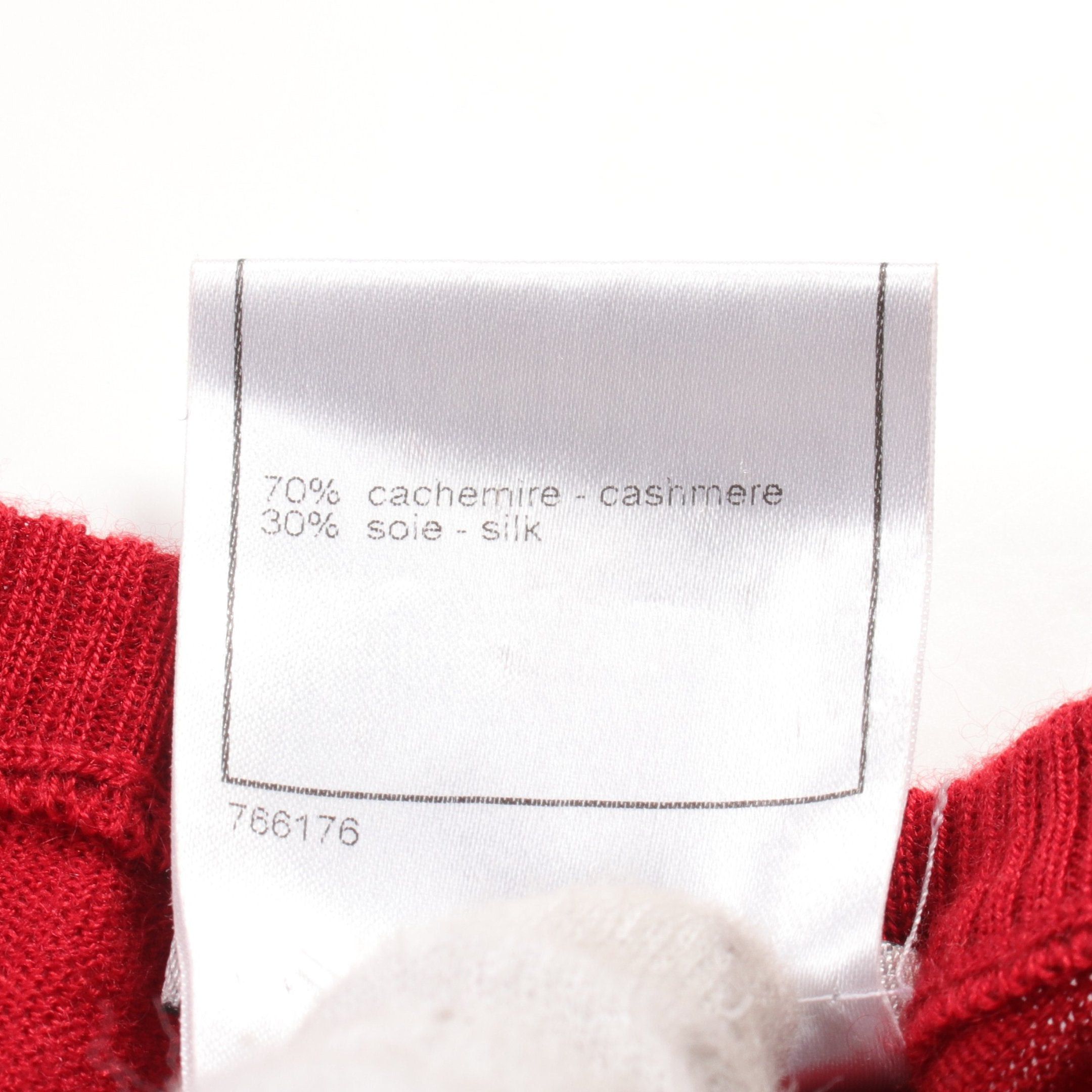 Chanel Chanel Knit Short Sleeve Cashmere Silk Red 06A Size ONE SIZE - 4 Thumbnail