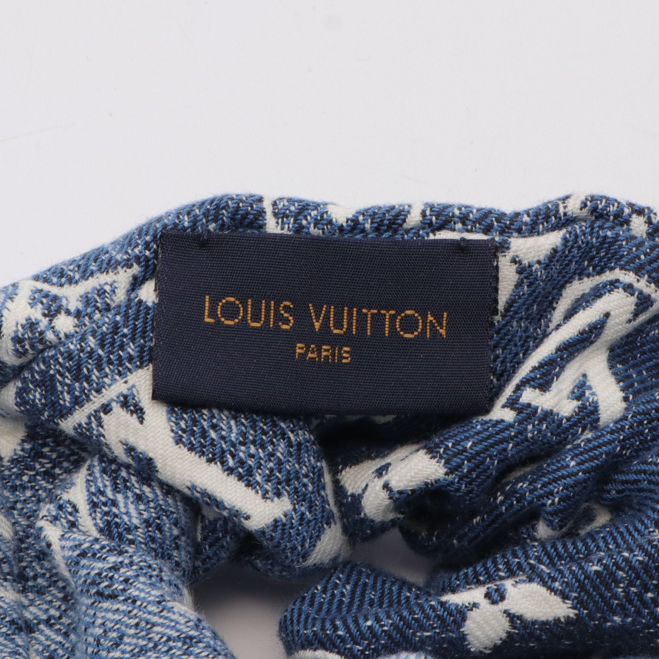 Louis Vuitton Louis Vuitton Monogram Denim Scrunchie Hair Accessory Indigo Blue Size ONE SIZE - 3 Thumbnail