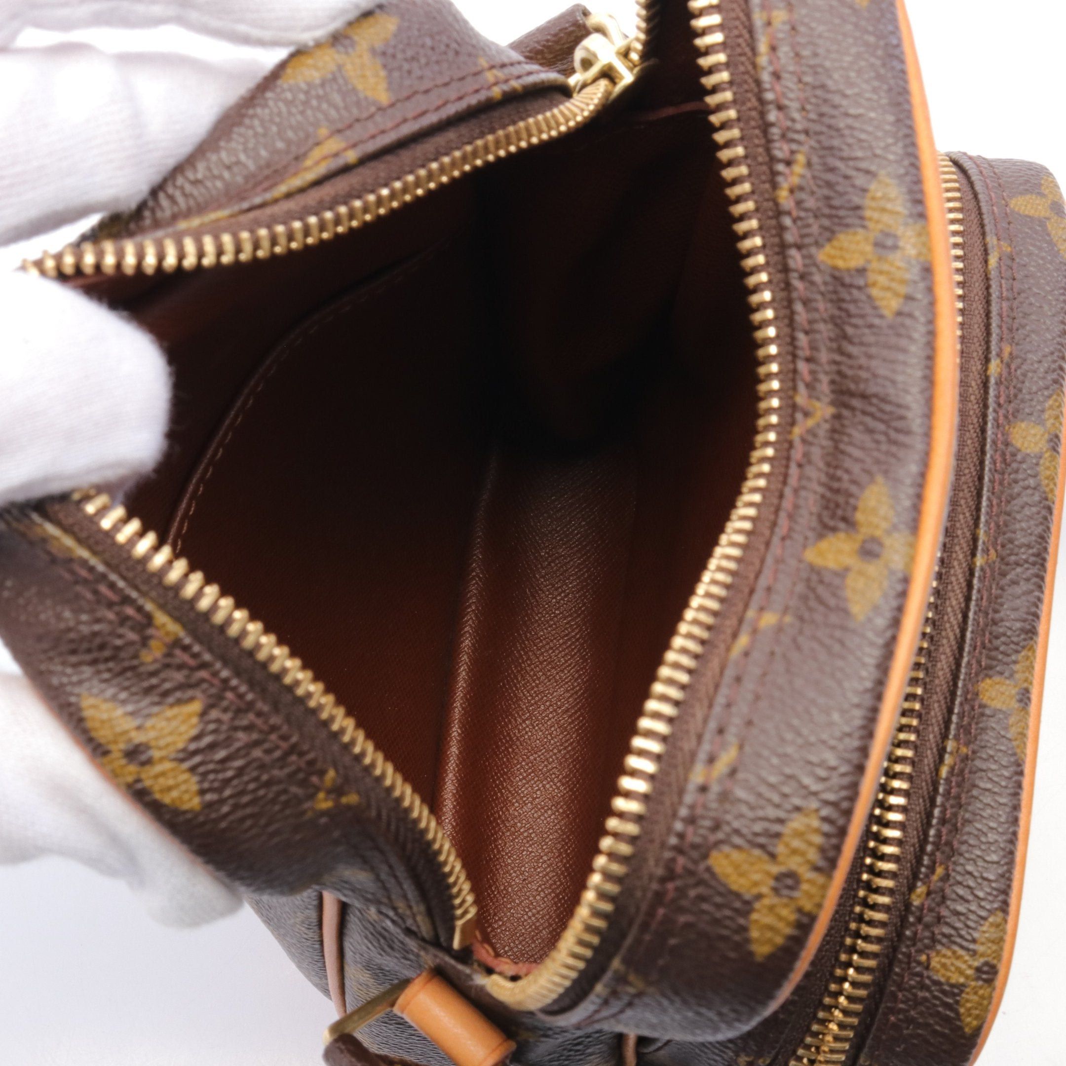 Louis Vuitton Louis Vuitton Amazon Monogram Shoulder Bag Leather Brown Size ONE SIZE - 3 Thumbnail