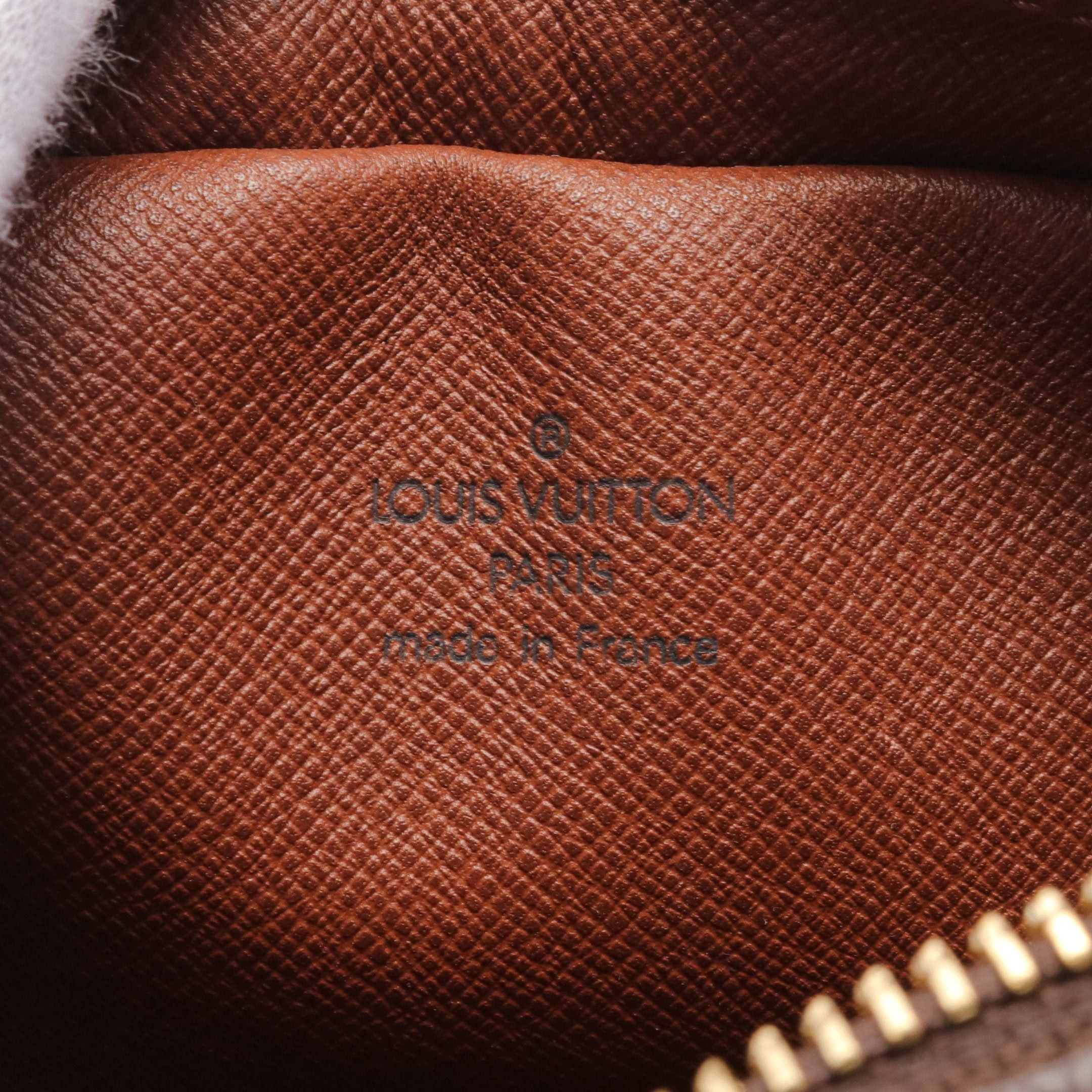 Louis Vuitton Louis Vuitton Amazon Monogram Shoulder Bag Leather Brown Size ONE SIZE - 4 Thumbnail