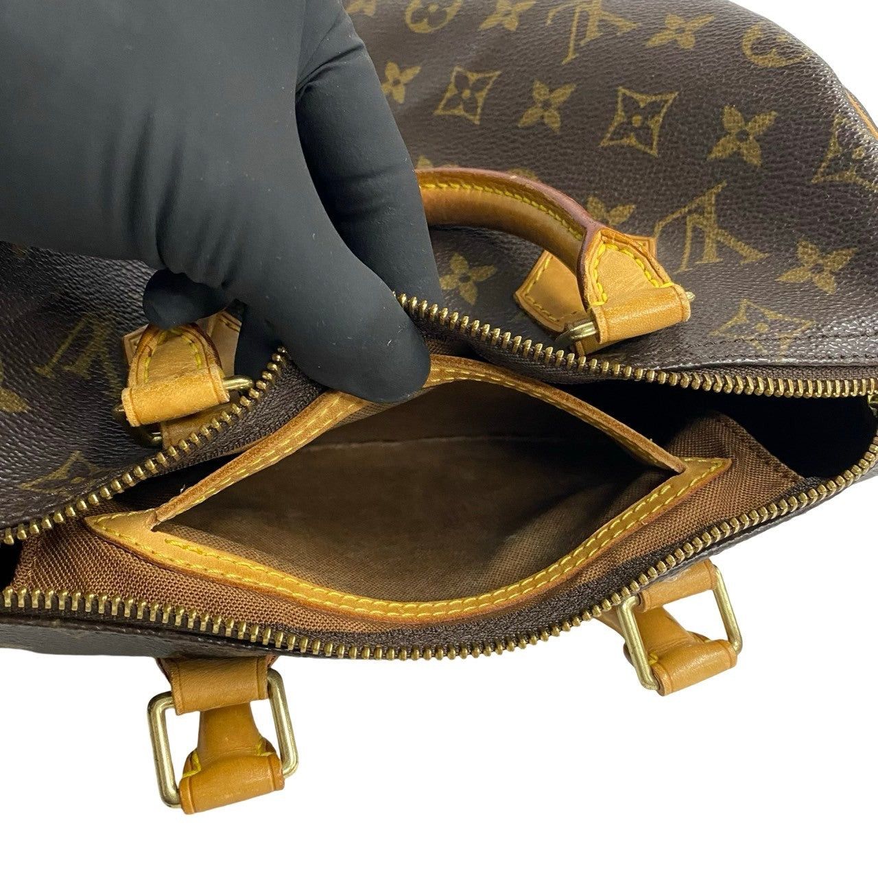 Louis Vuitton Louis Vuitton Handbag Brown Leather Size ONE SIZE - 9 Thumbnail