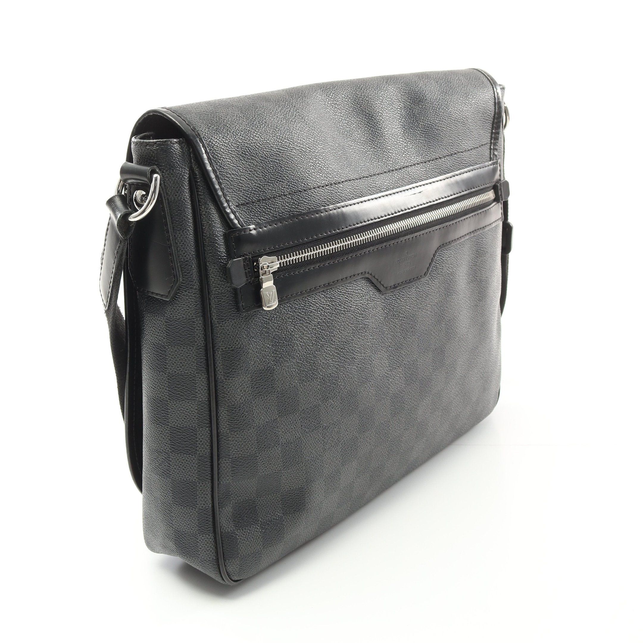 Louis Vuitton Louis Vuitton Daniel Mm Damier Graphite Shoulder Bag Leather Black Size ONE SIZE - 2 Thumbnail
