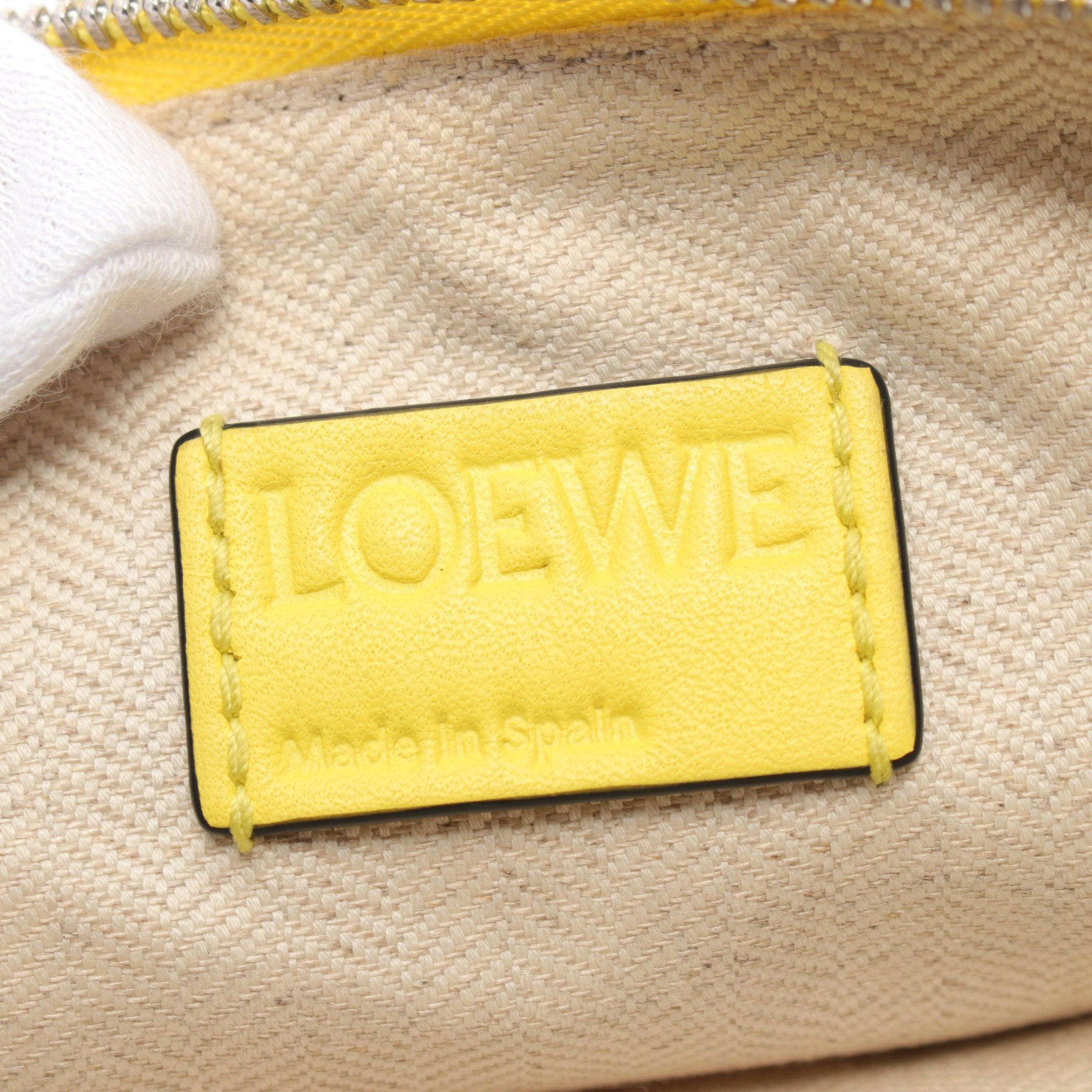 Loewe Loewe Puzzle Shoulder Bag Leather Yellow Yellow-Green Size ONE SIZE - 4 Thumbnail