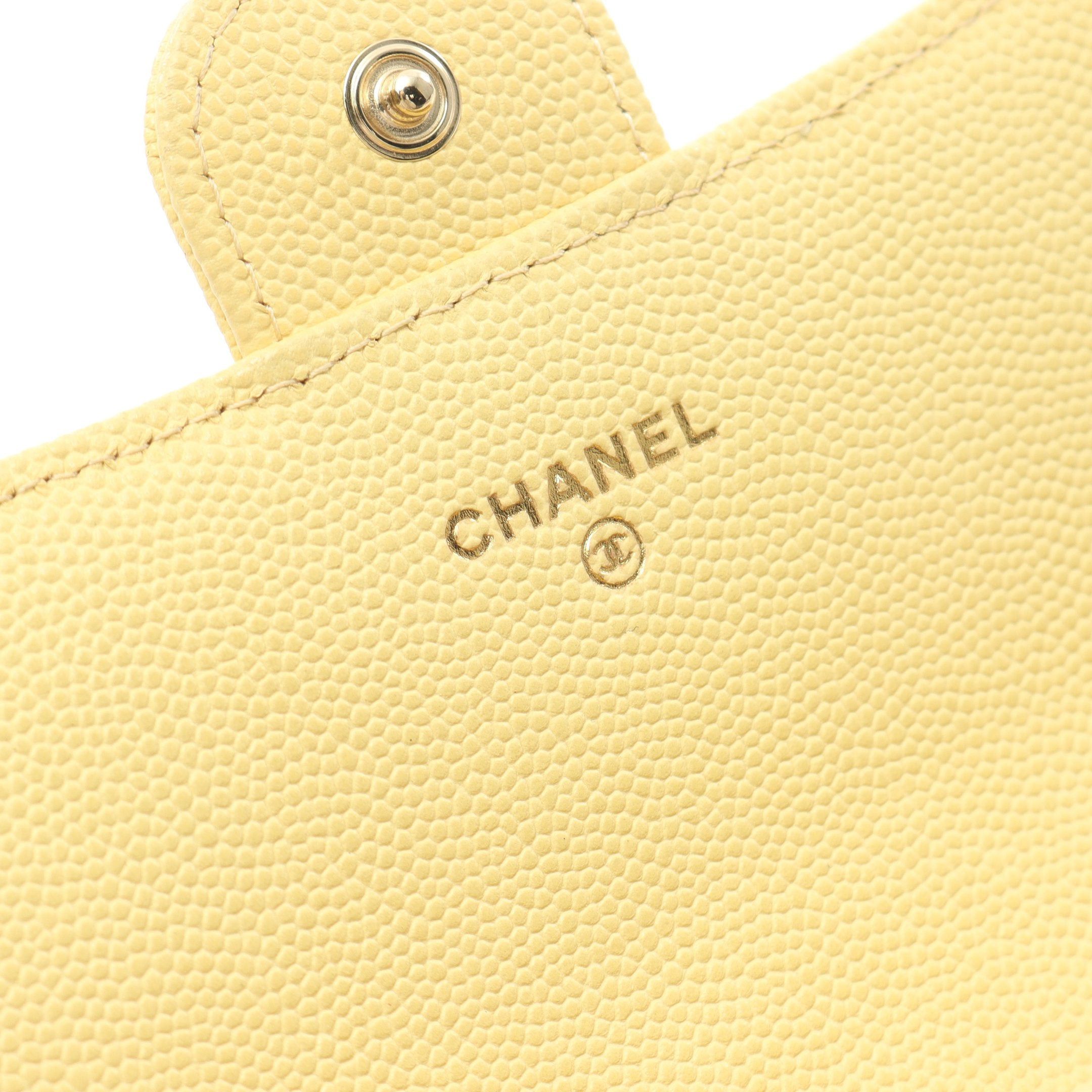 Chanel Chanel Matelasse Bi-Fold Long Wallet Caviar Skin Yellow Gold Hardware Size ONE SIZE - 4 Thumbnail