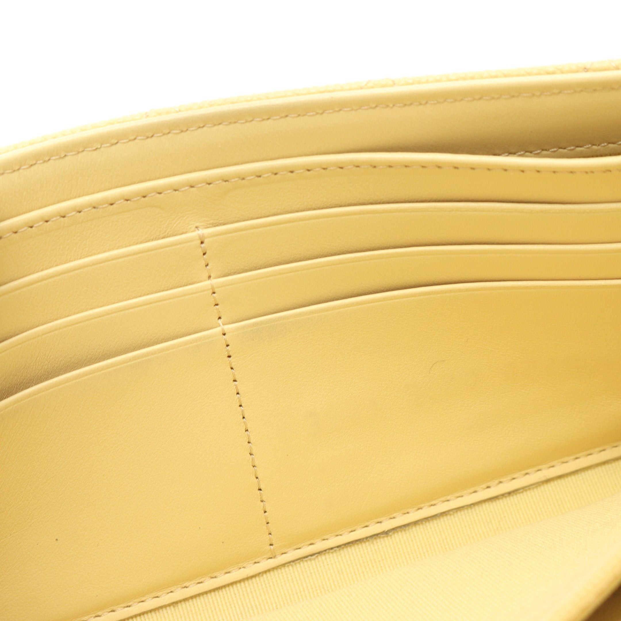 Chanel Chanel Matelasse Bi-Fold Long Wallet Caviar Skin Yellow Gold Hardware Size ONE SIZE - 8 Thumbnail