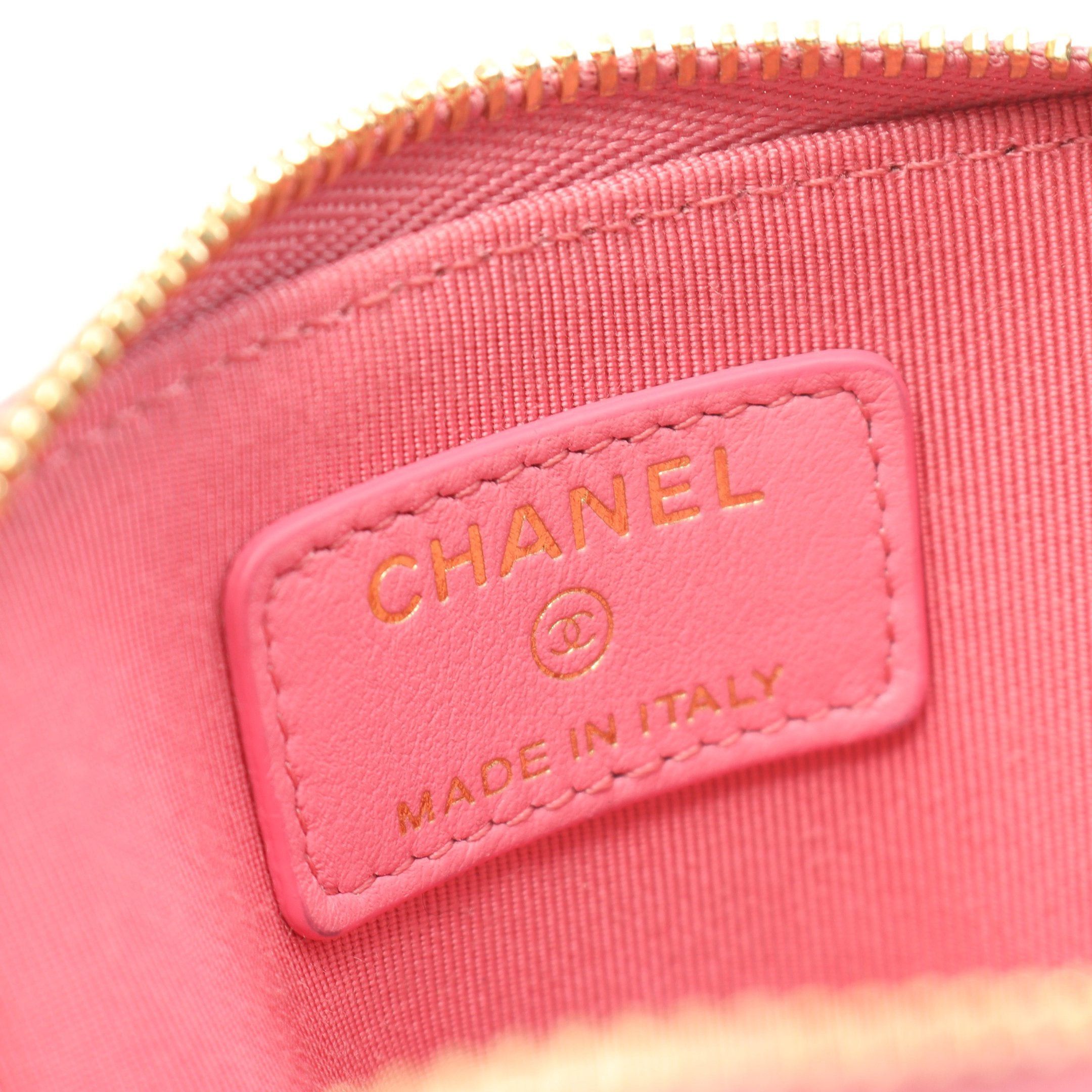 Chanel Chanel Matelasse Card Case Coin Purse Caviar Skin Pink Gold Hardware Size ONE SIZE - 4 Thumbnail