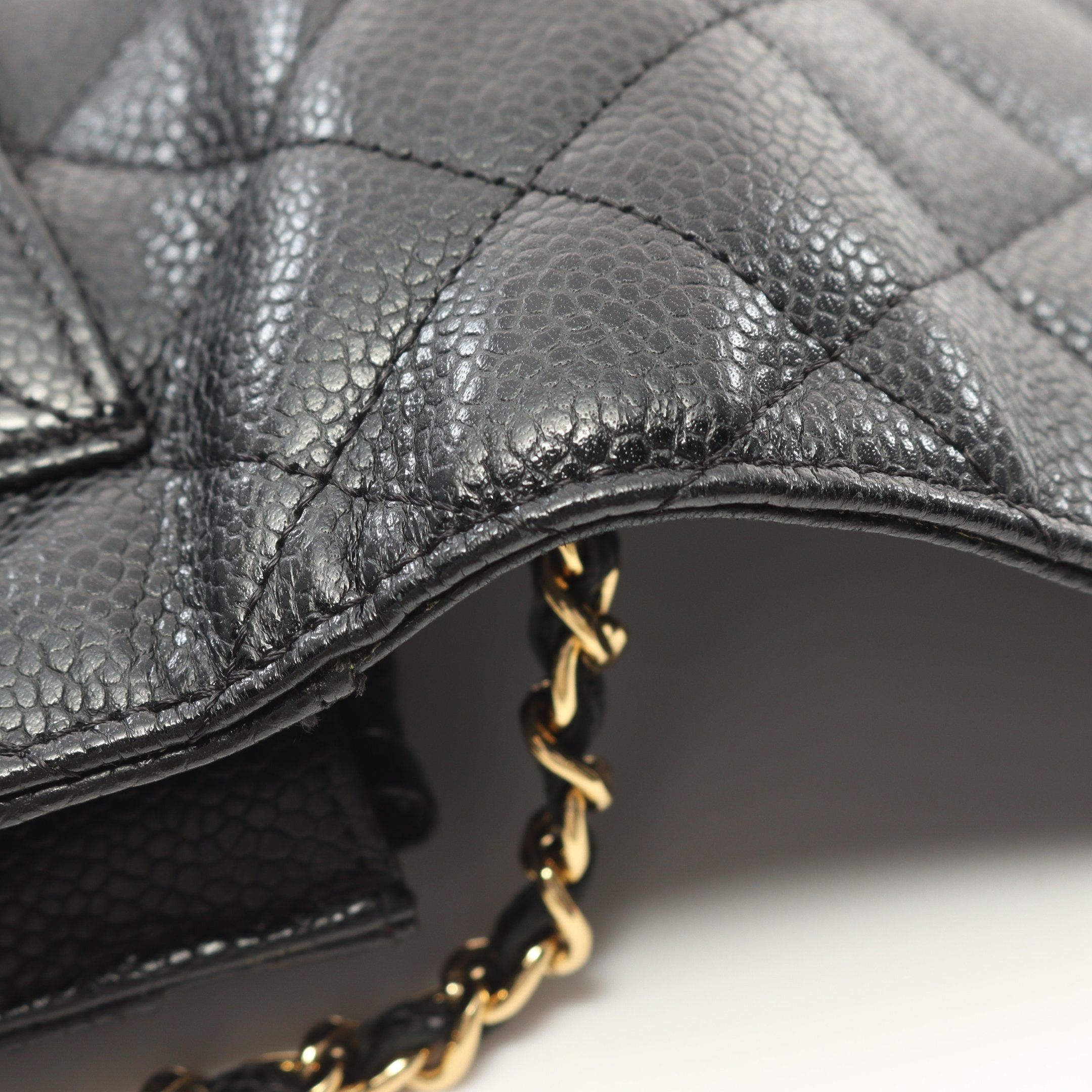 Chanel Chanel Matelasse Chain Wallet Caviar Skin Black Gold Hardware Size ONE SIZE - 7 Thumbnail