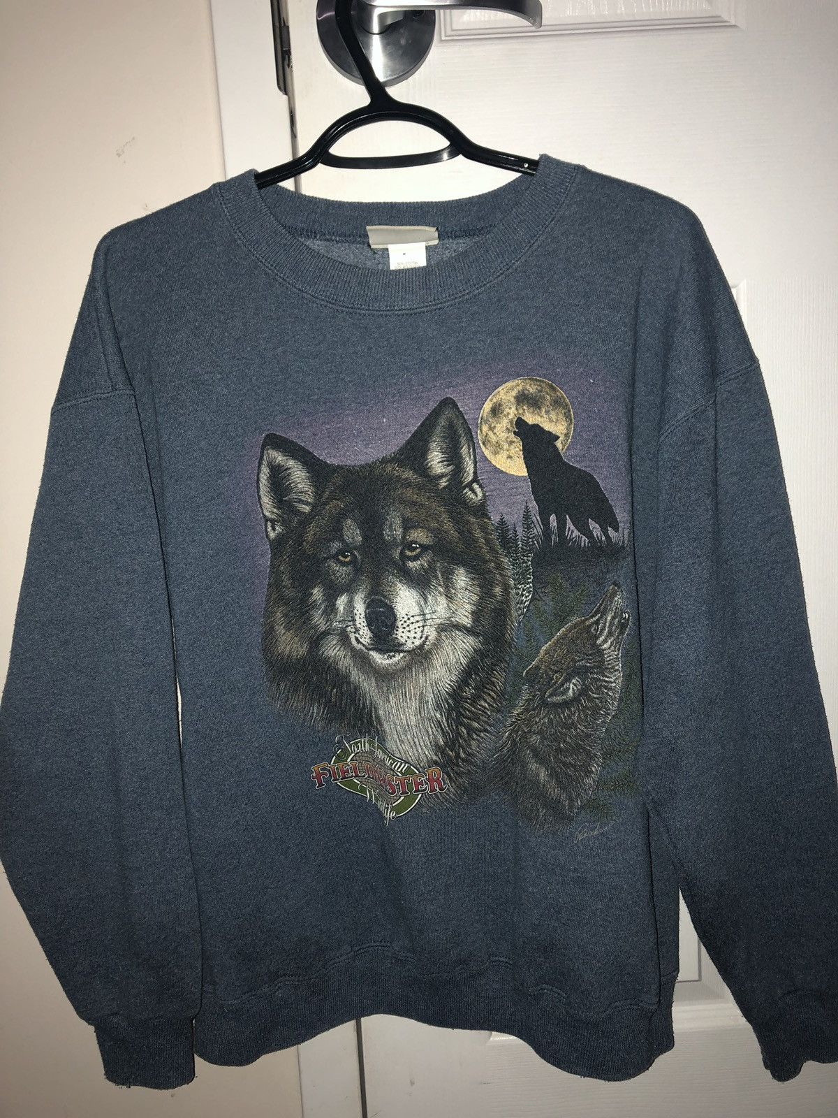 Vintage Vintage 1990s Fieldmaster North American Wildlife Wolf Pack ...