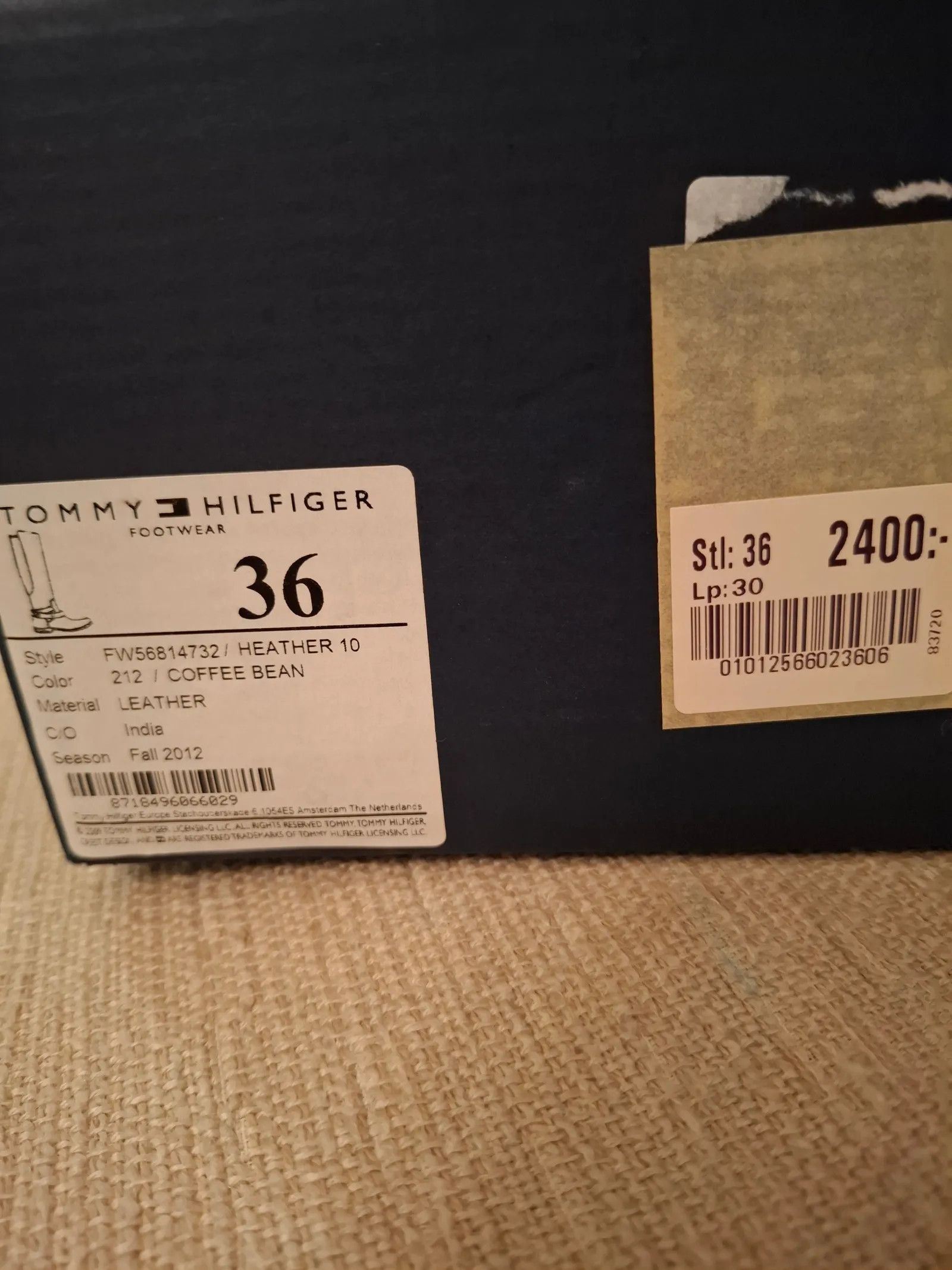 Tommy Hilfiger Tommy Hilfiger Winter Boots Size US 6 / IT 36 - 4 Thumbnail