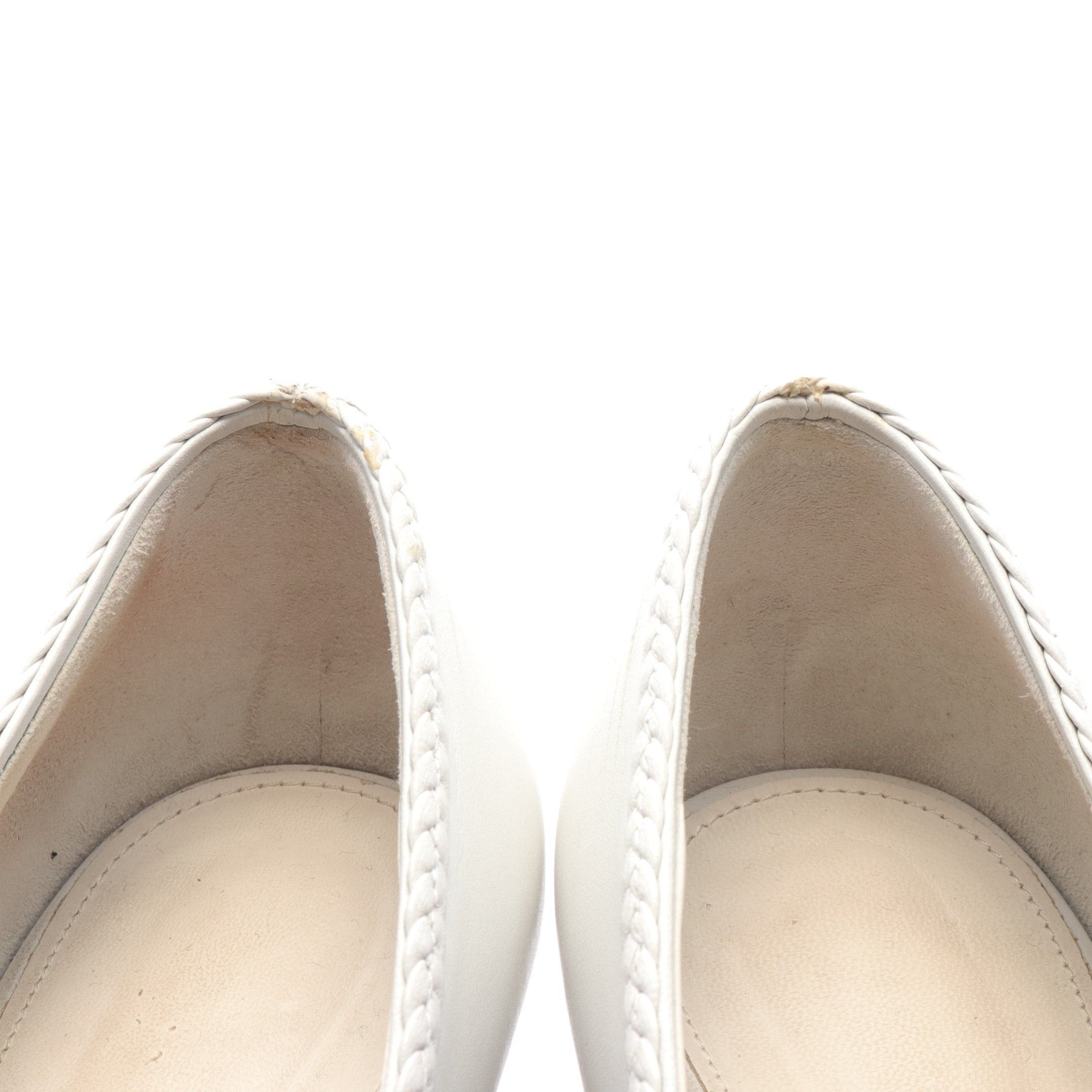 Salvatore Ferragamo Salvatore Ferragamo Vara Ribbon Pumps Leather Off White Size ONE SIZE - 8 Thumbnail