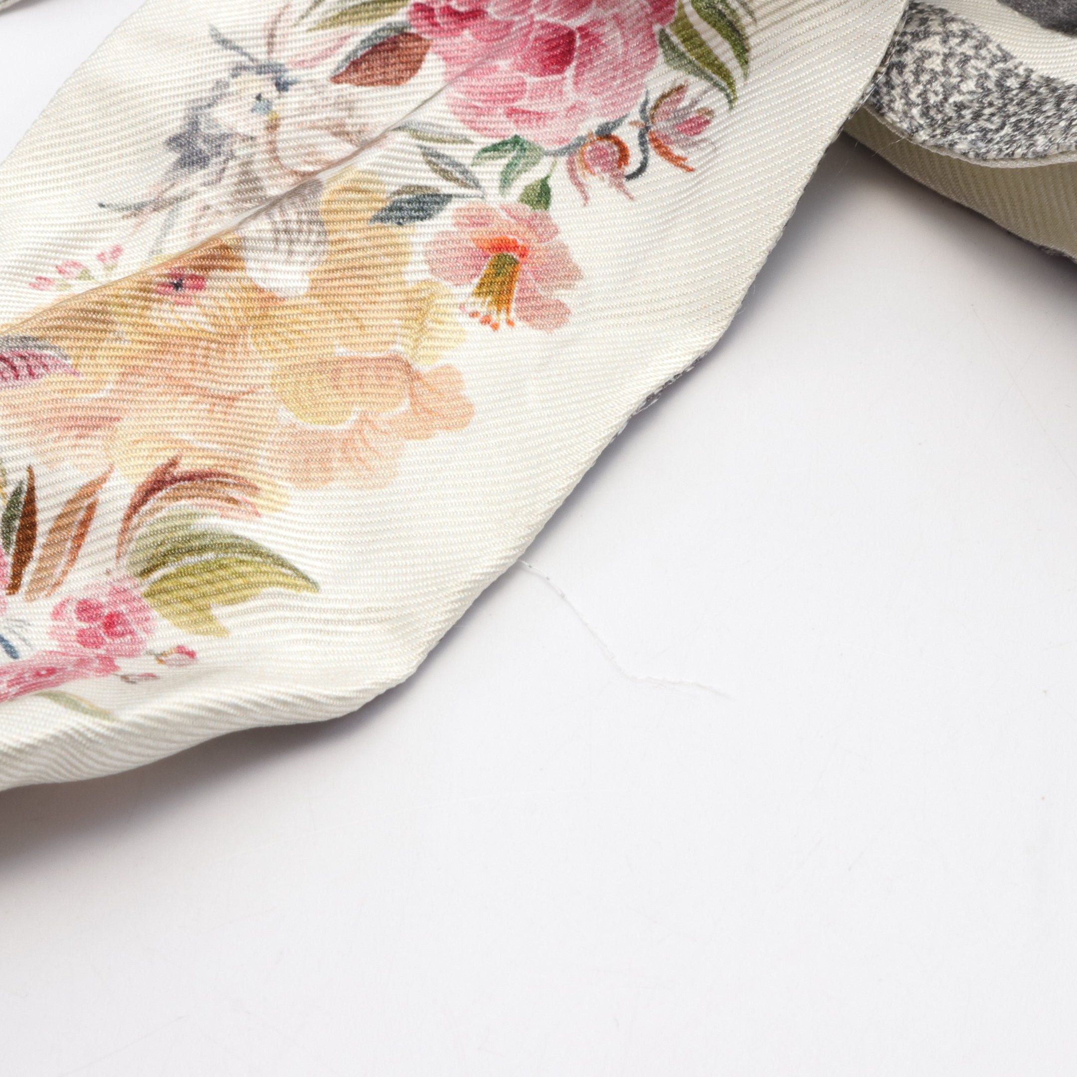 Dior Dior Mitzah Ribbon Scarf Silk Ivory Gray Multicolor Size ONE SIZE - 5 Thumbnail