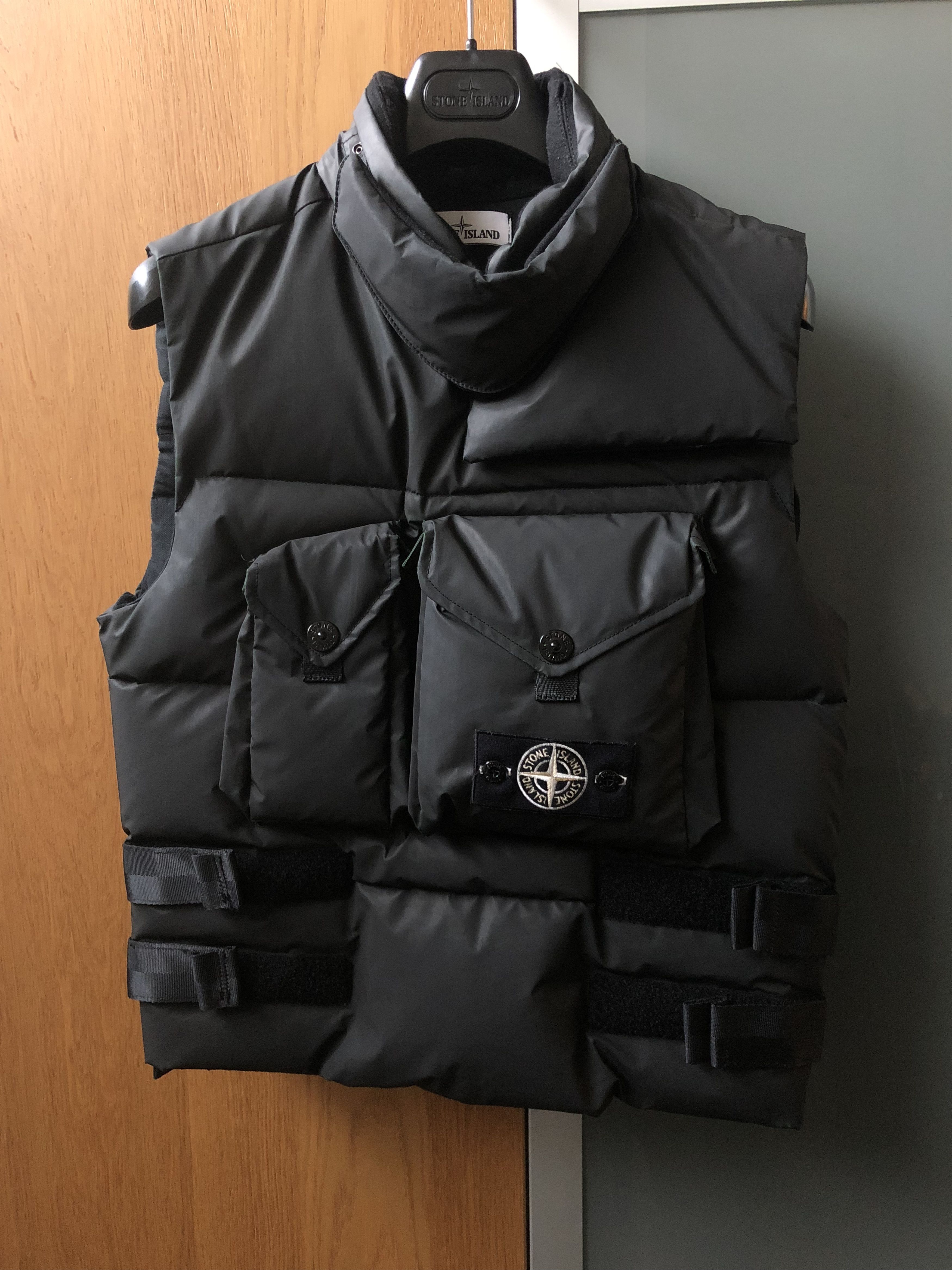 Stone Island 15FW Hidden Reflective Vest G0598