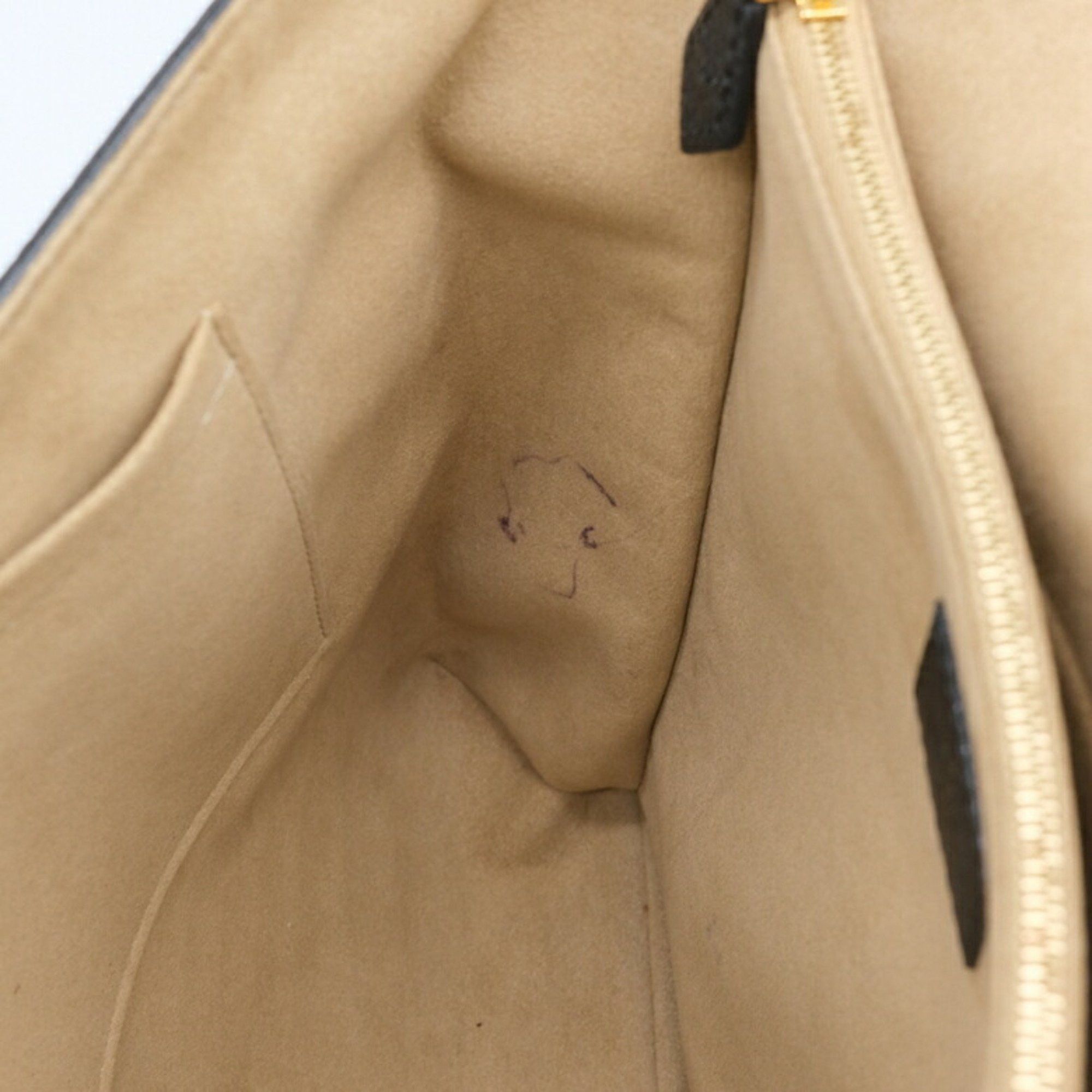 Louis Vuitton Louis Vuitton Volta handbag Size ONE SIZE - 17 Thumbnail