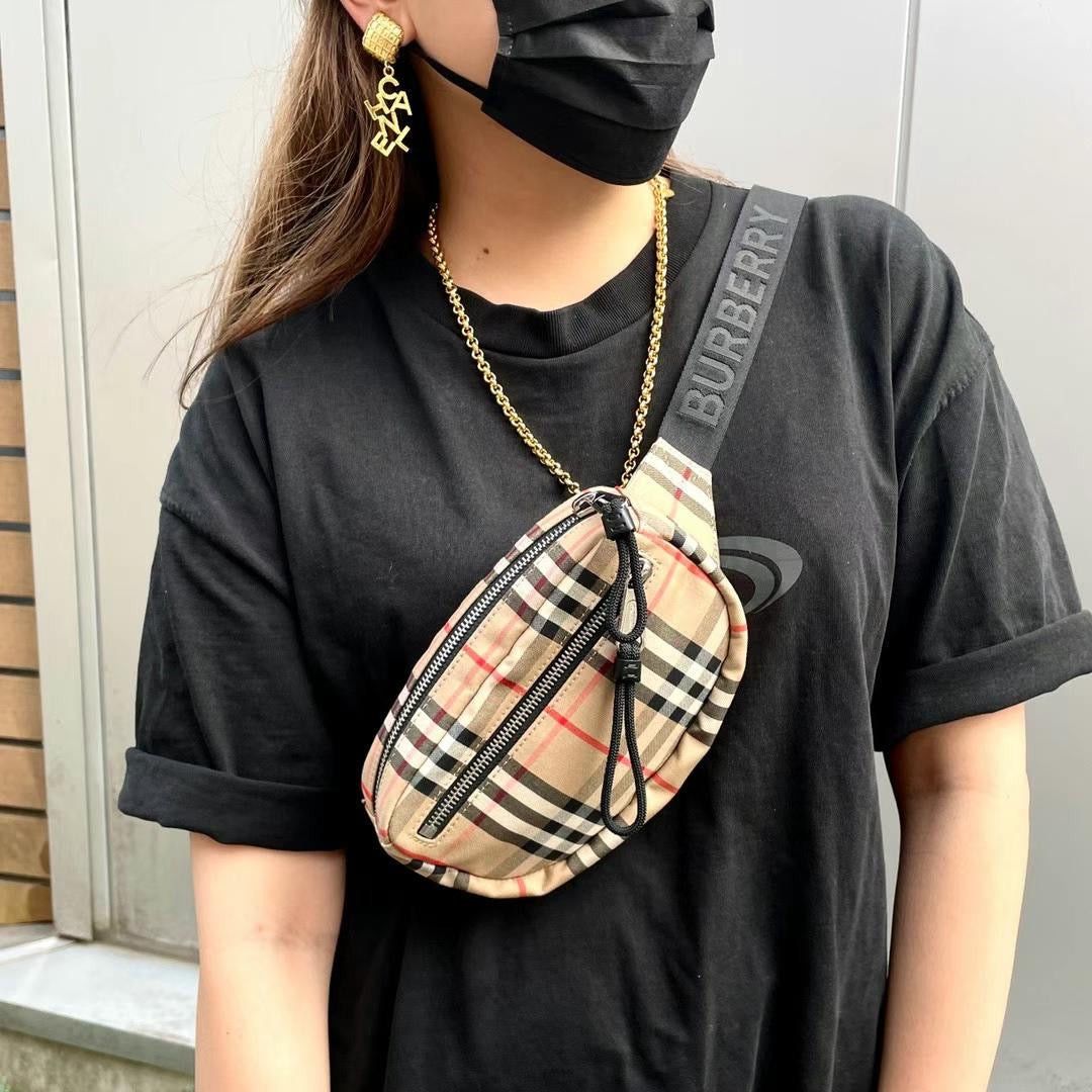 Burberry Burberry Check Waist Bag Bum Size ONE SIZE - 2 Thumbnail