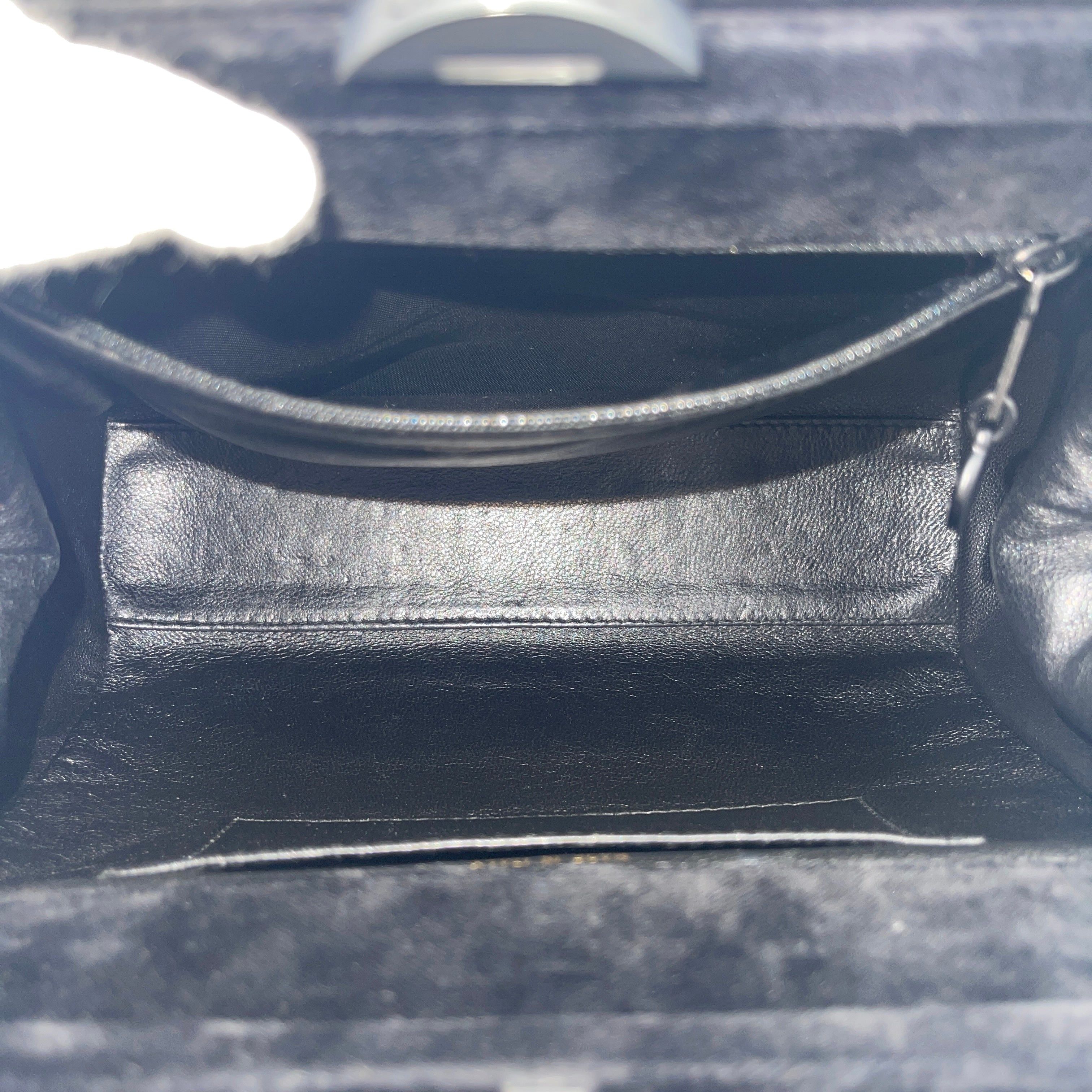 Chanel Chanel Velvet Jumbo Coco Mark Handbag Black Size ONE SIZE - 8 Thumbnail