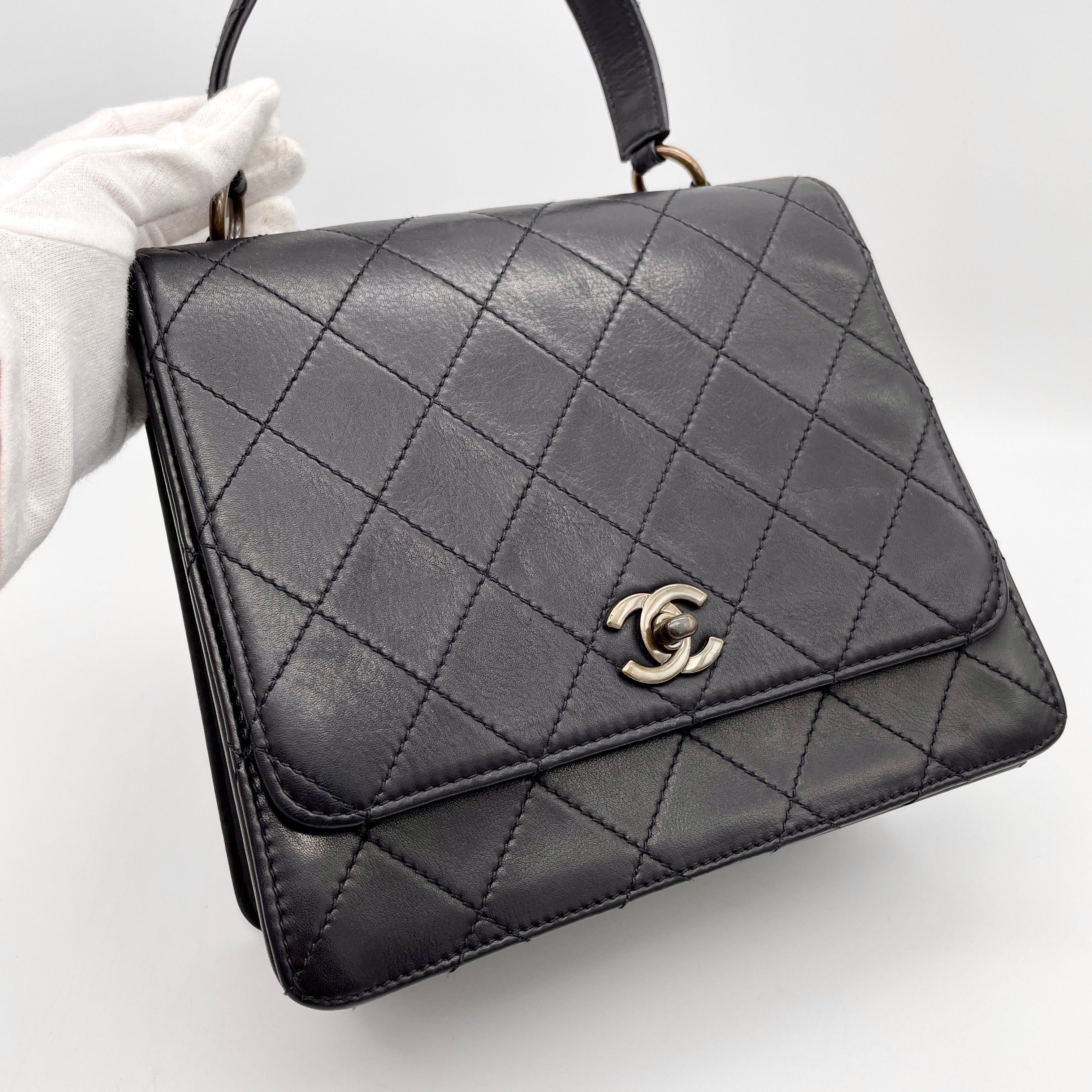 Chanel Chanel Matelasse Kelly-Style Turnlock Handbag Size ONE SIZE - 4 Thumbnail